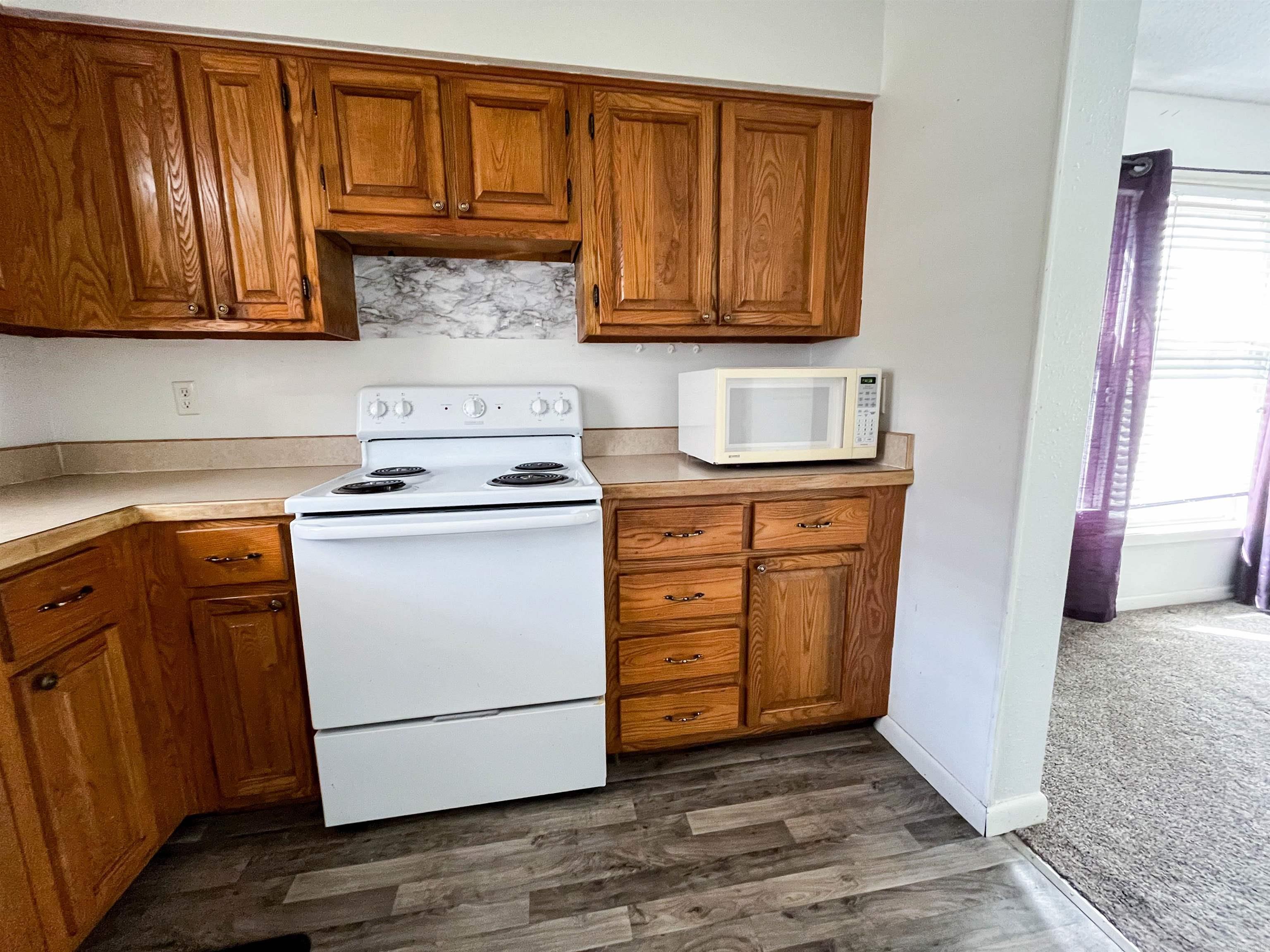 6 Akokisa Drive Property Photo 10