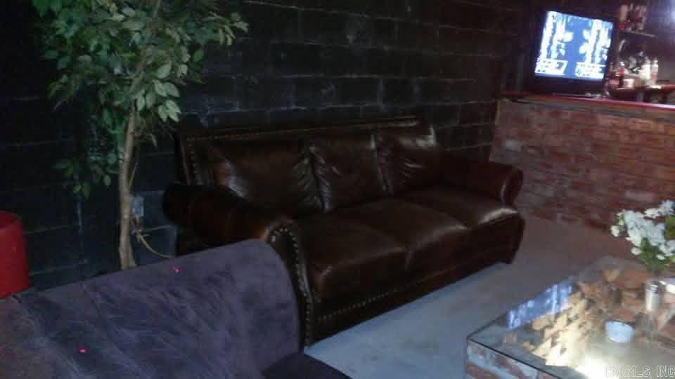331 Alderson Property Photo 2