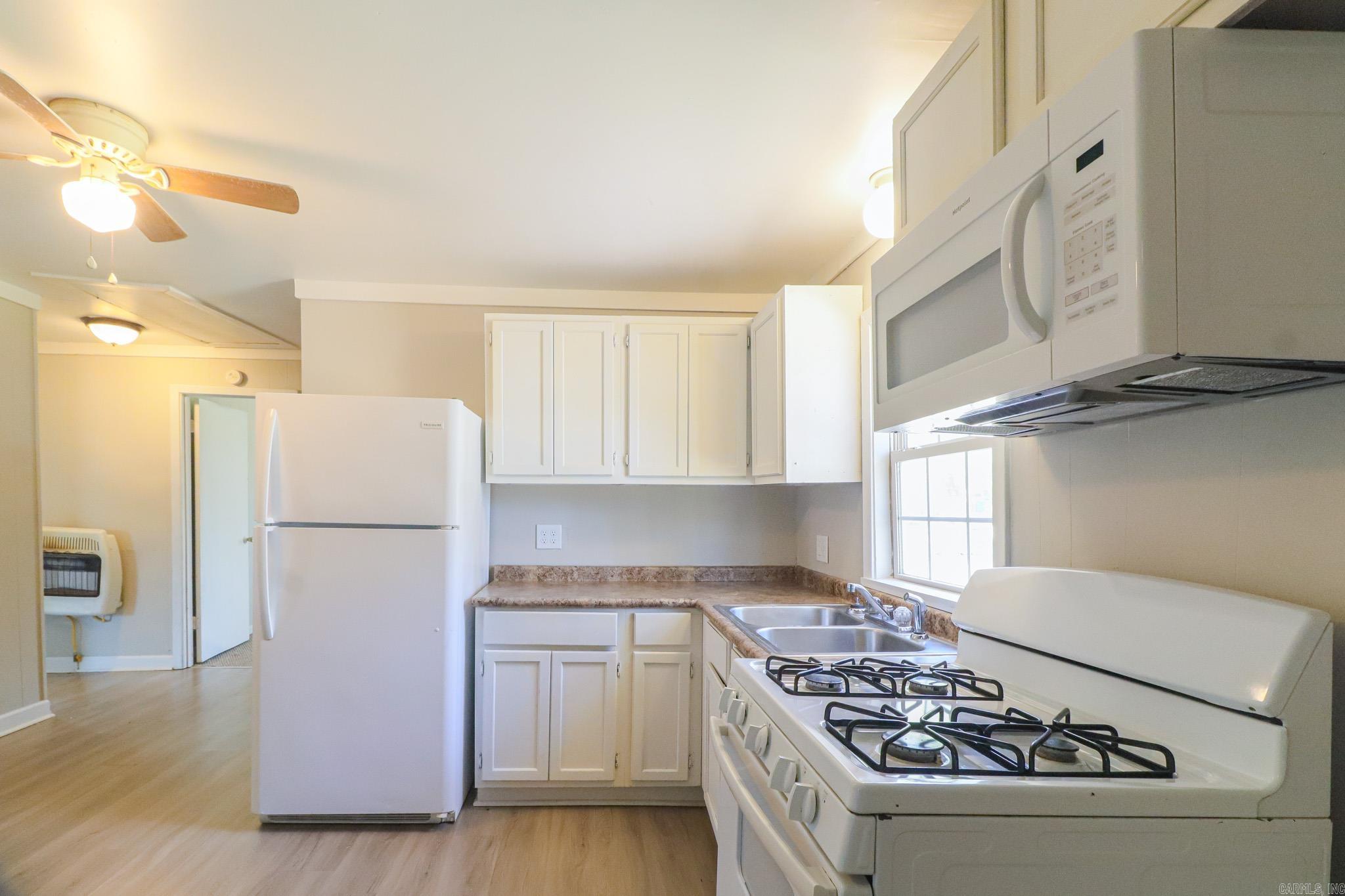 205 E Matthews Street Property Photo 8
