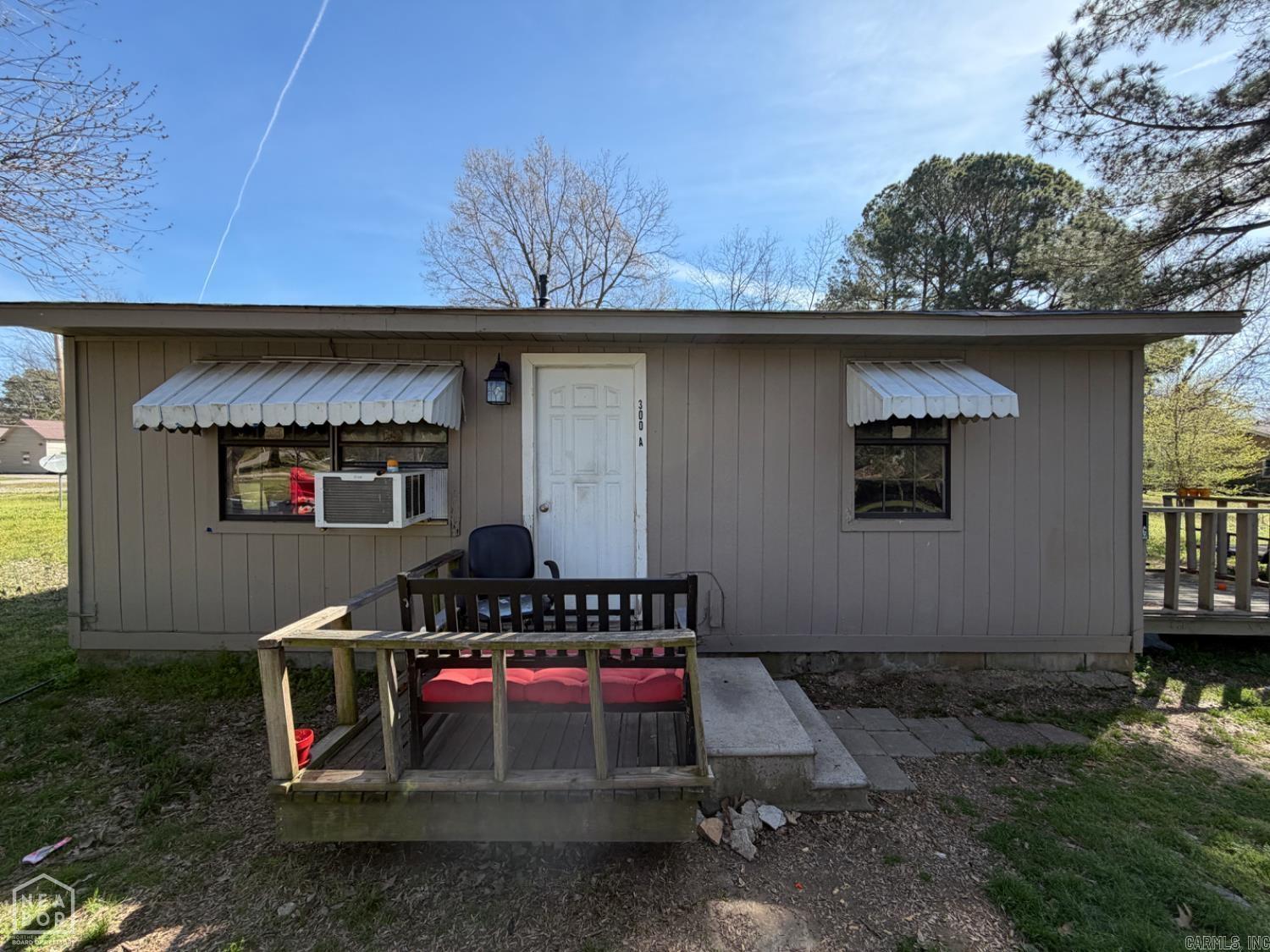 300 B E Matthews Street Property Photo 1