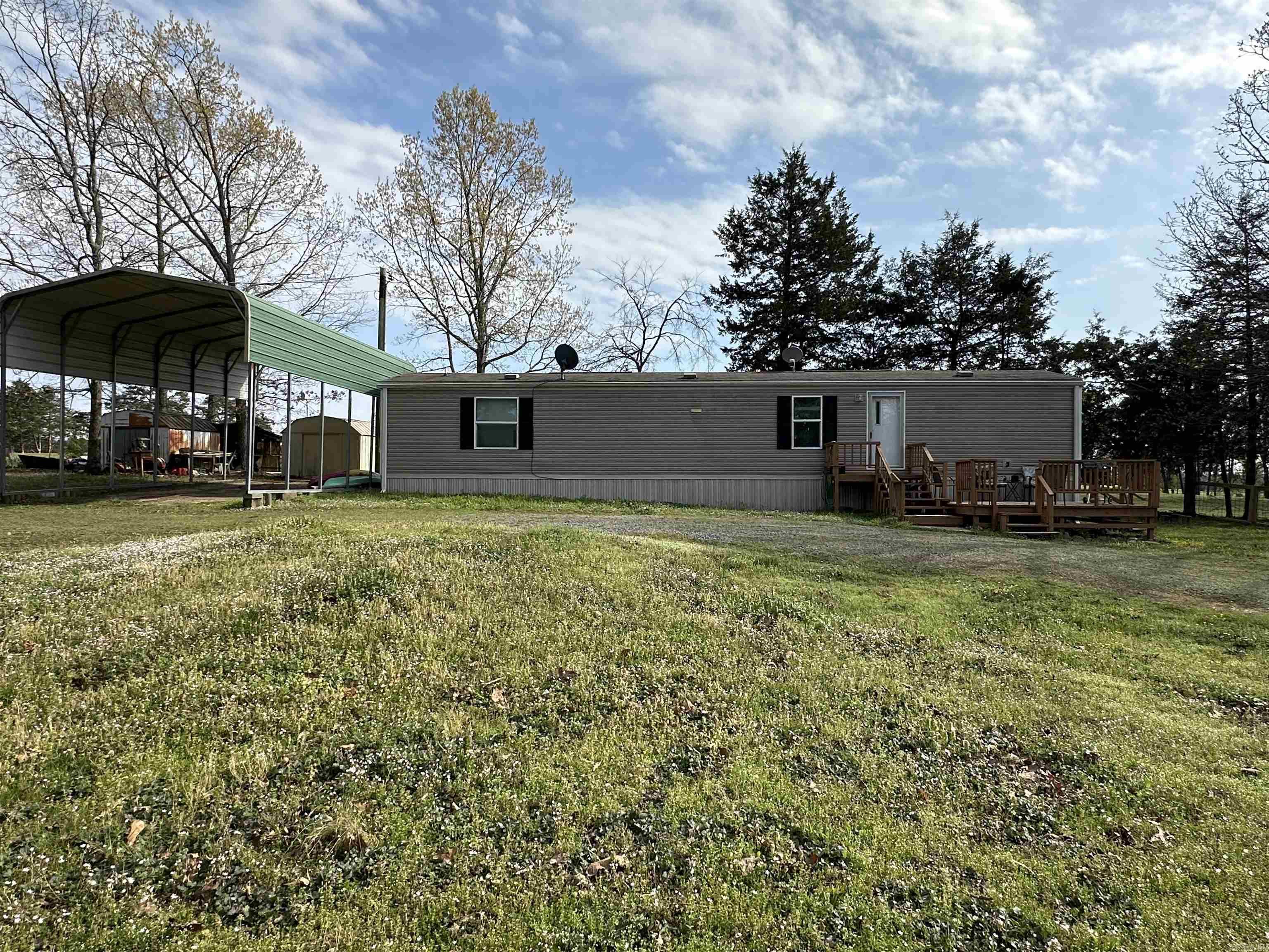 154 Renae Blvd