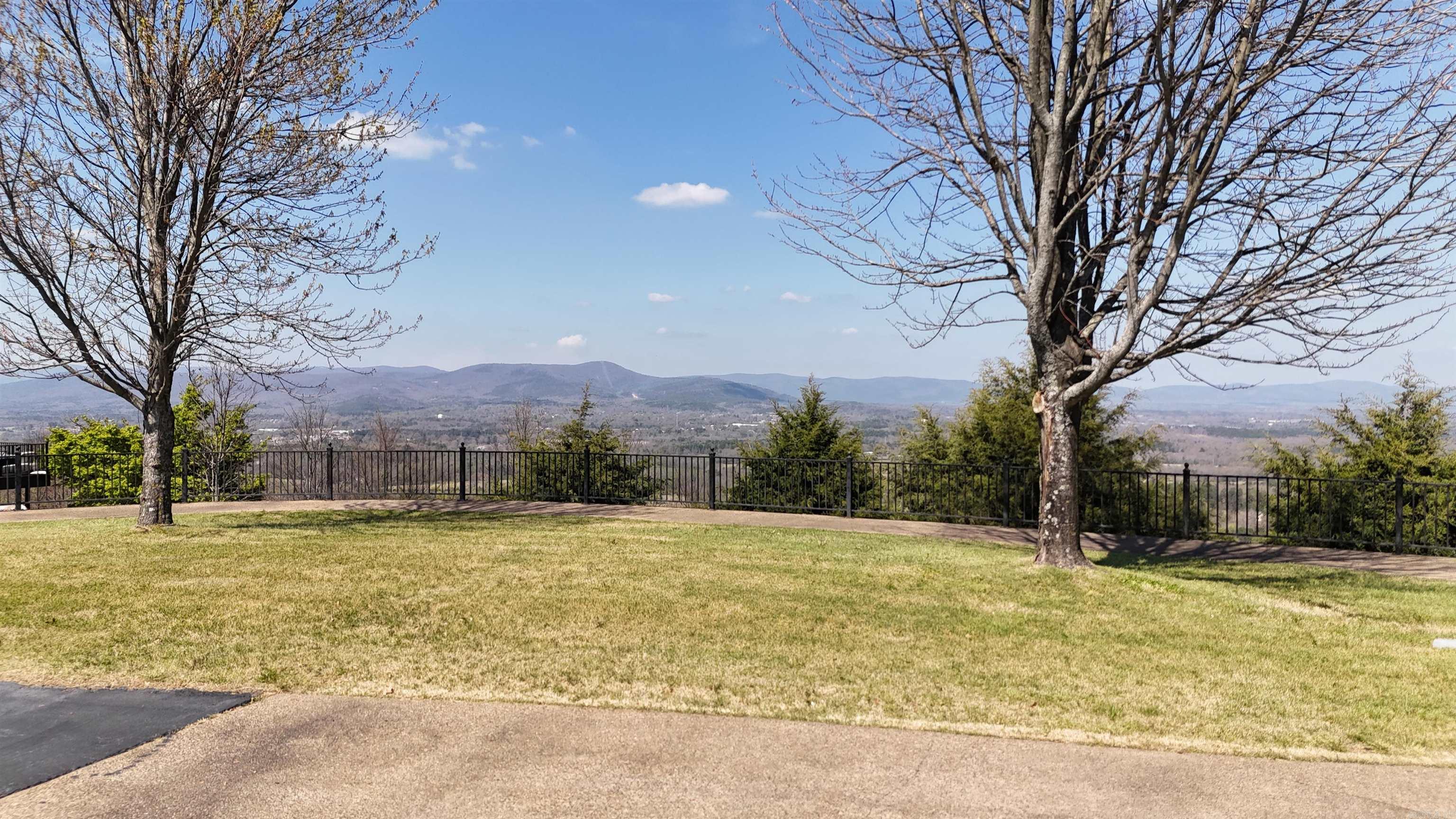 246 Star Mountain Lane Property Photo 3