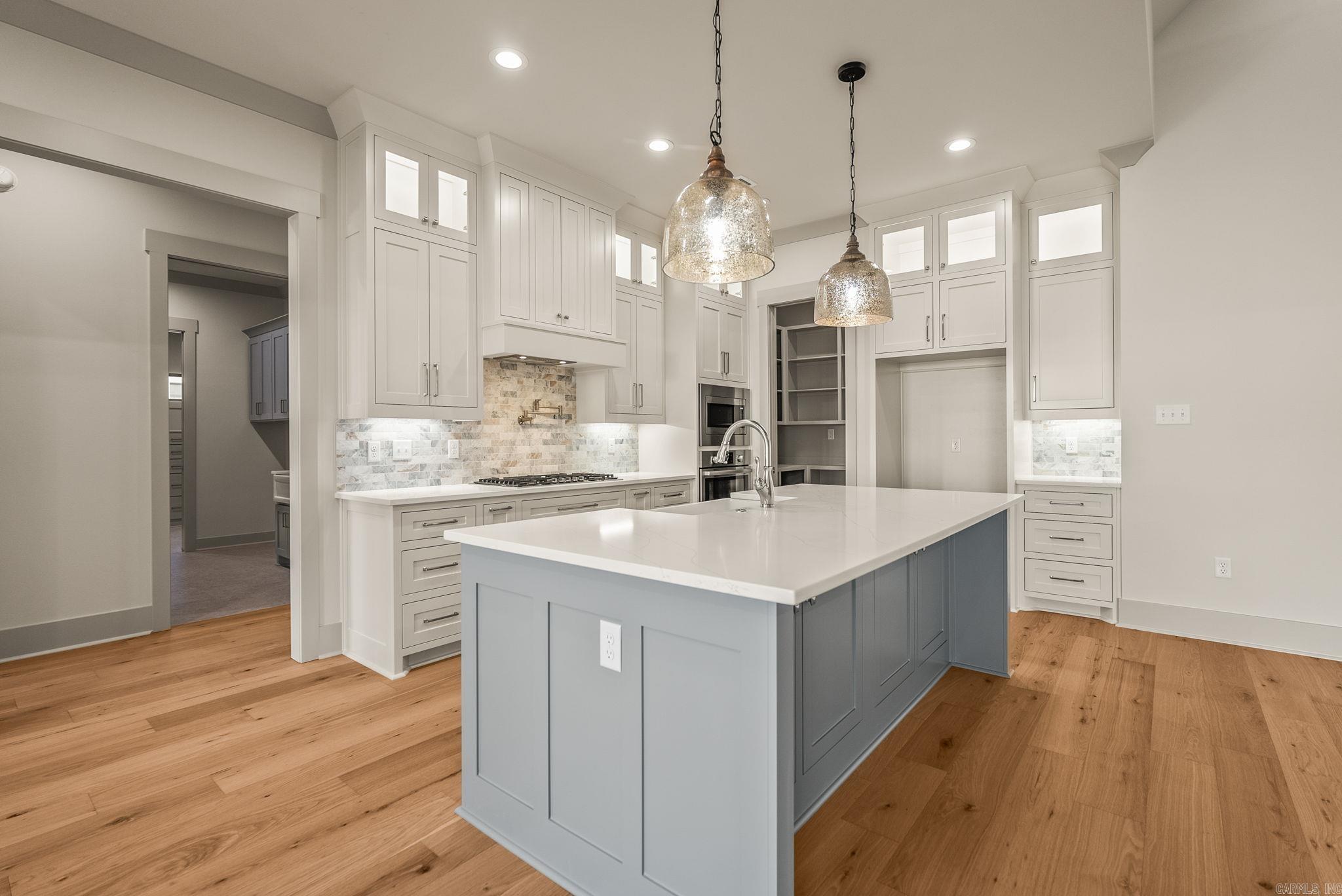 1665 Nantucket Property Photo 9