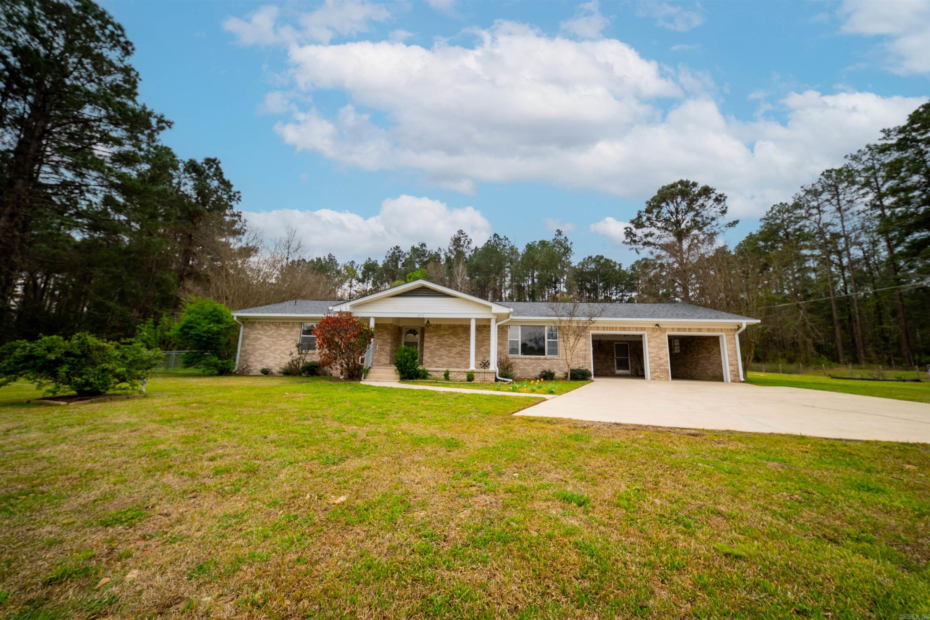 2173 California Avenue Property Photo 3