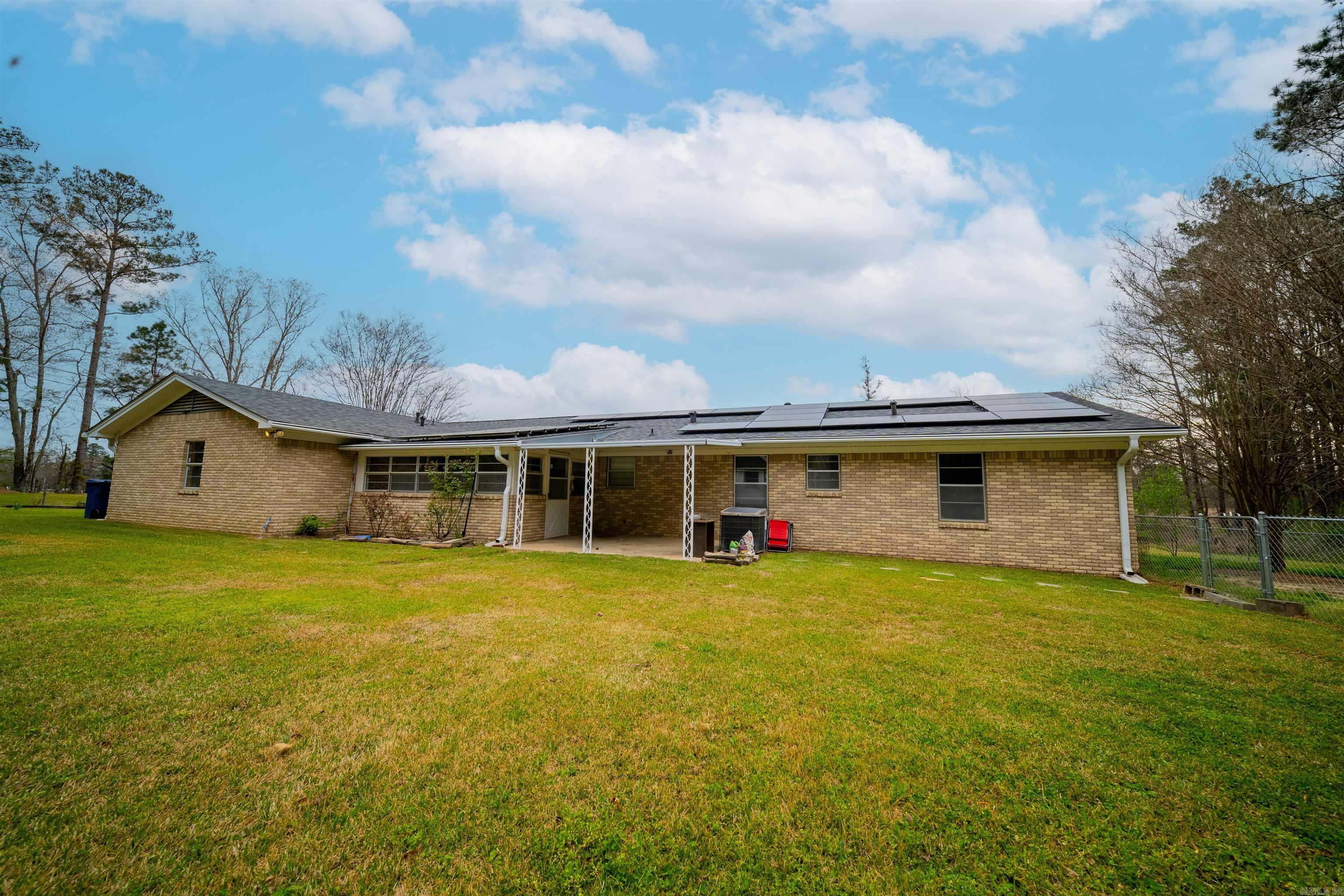 2173 California Avenue Property Photo 4
