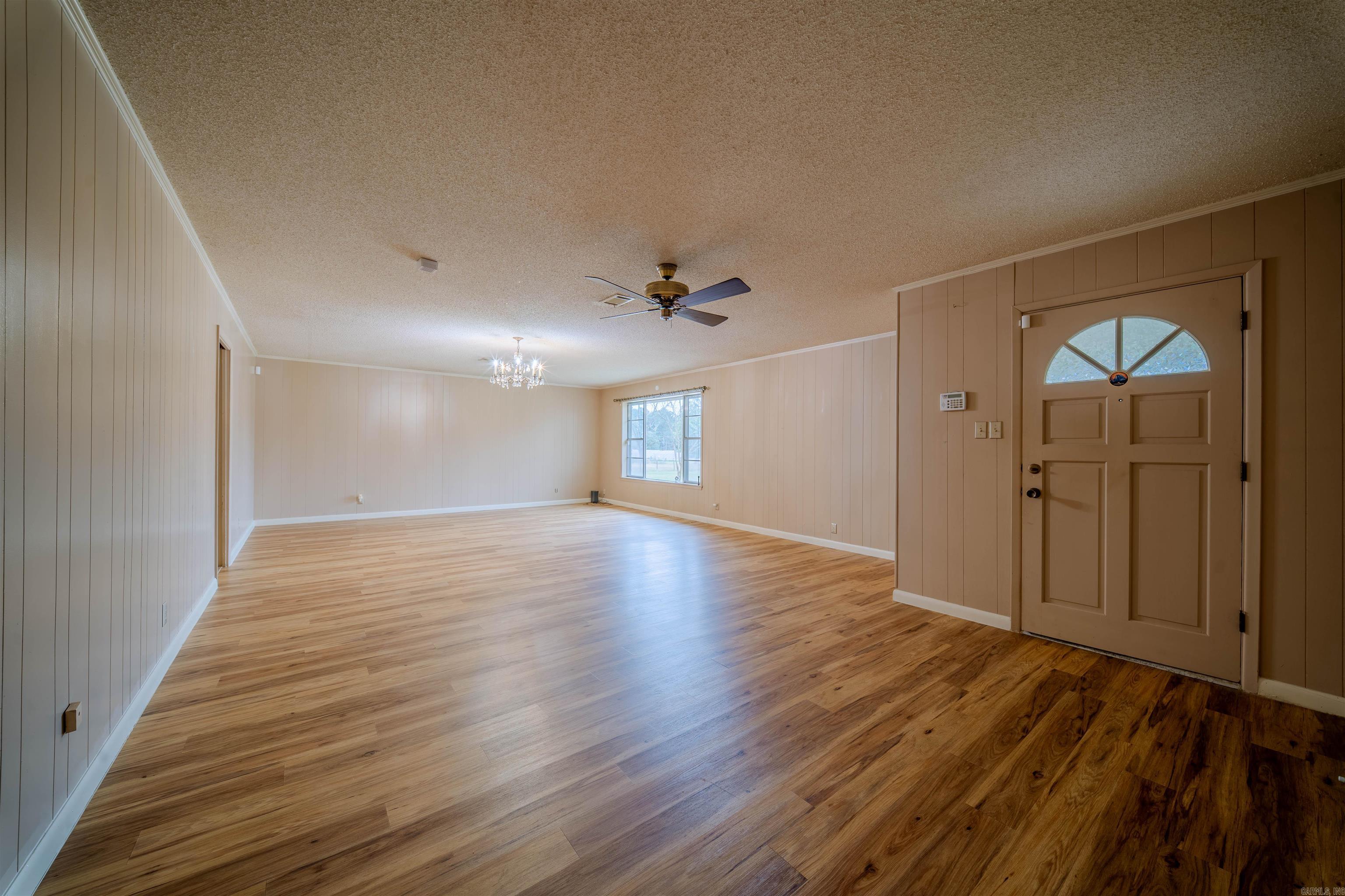 2173 California Avenue Property Photo 8