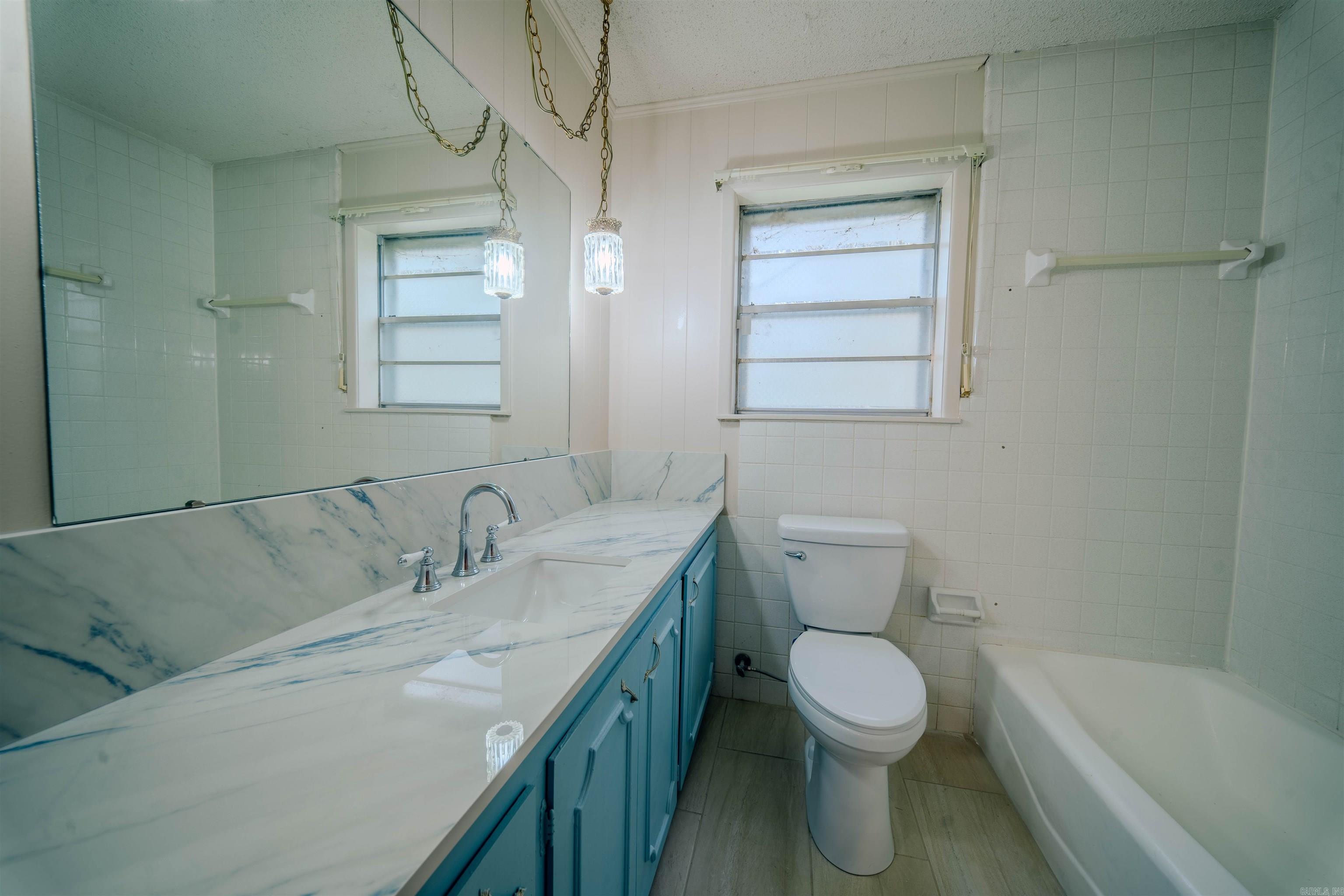 2173 California Avenue Property Photo 18