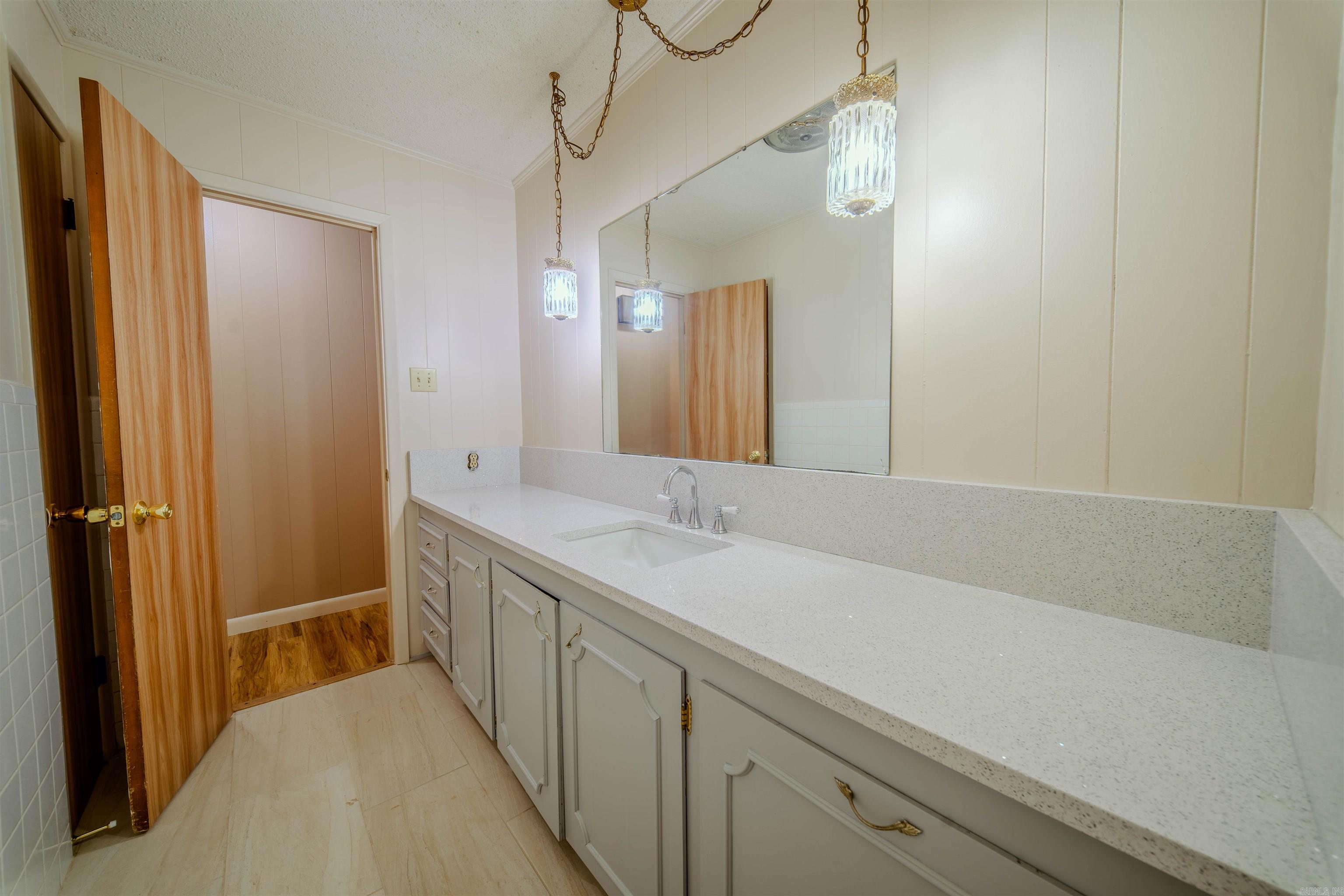 2173 California Avenue Property Photo 24