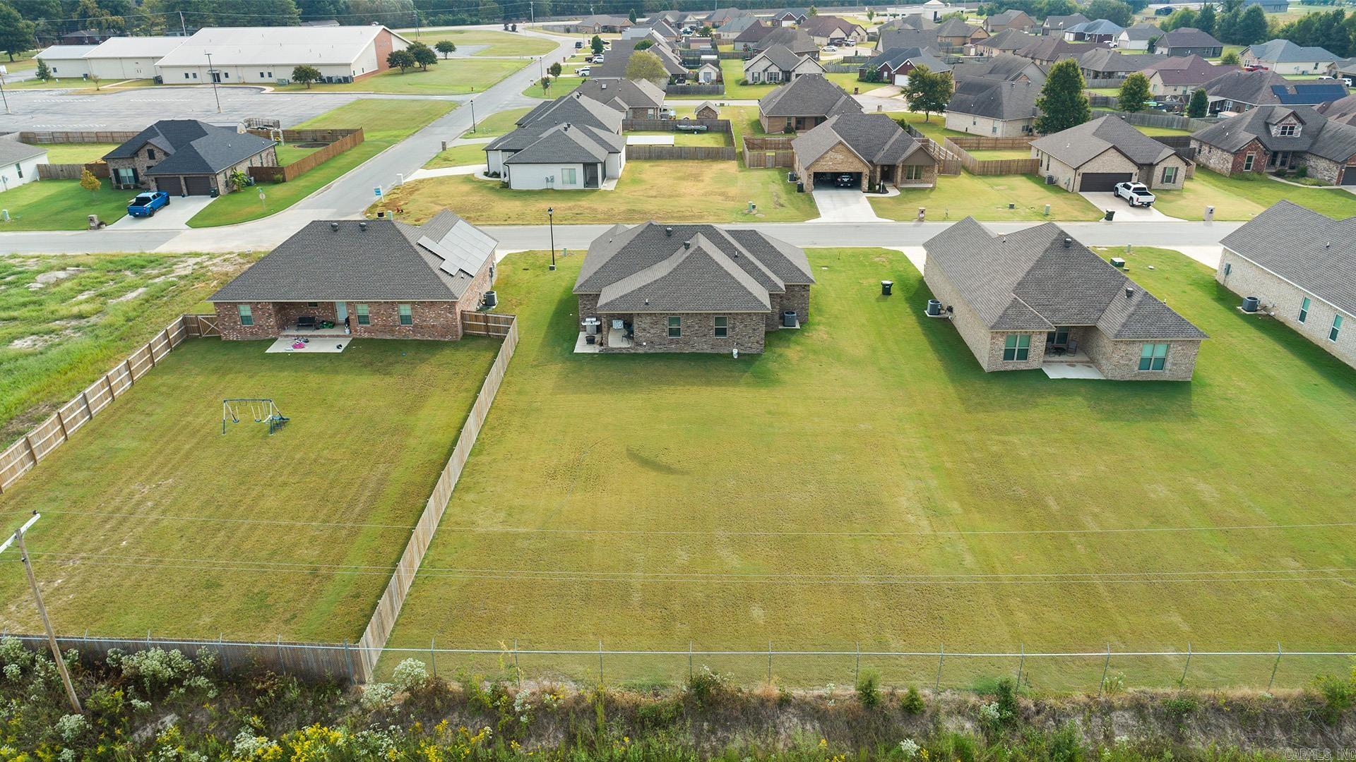 305 Hollis Property Photo 25