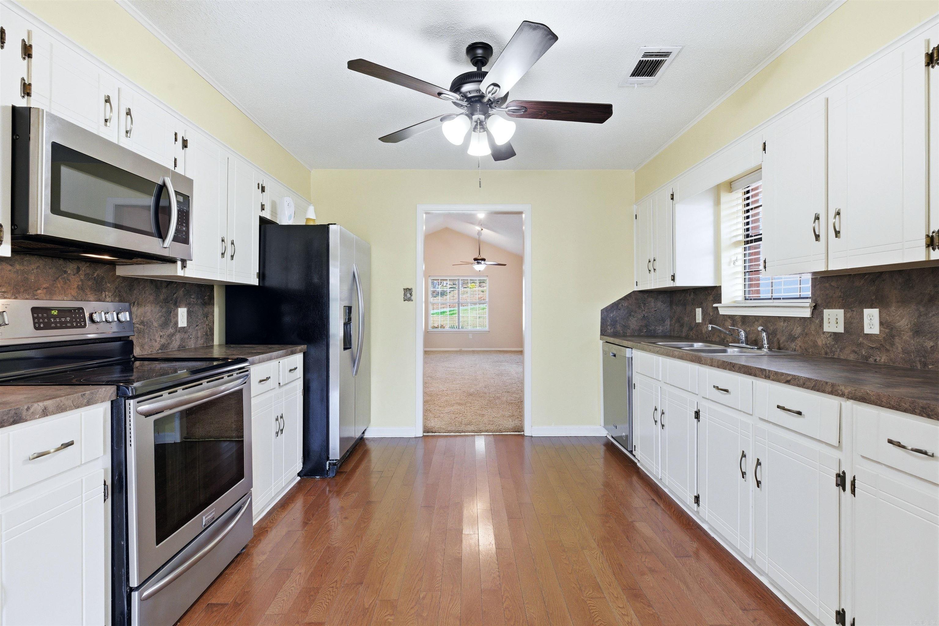 506 Parkway Place Drive Property Photo 13