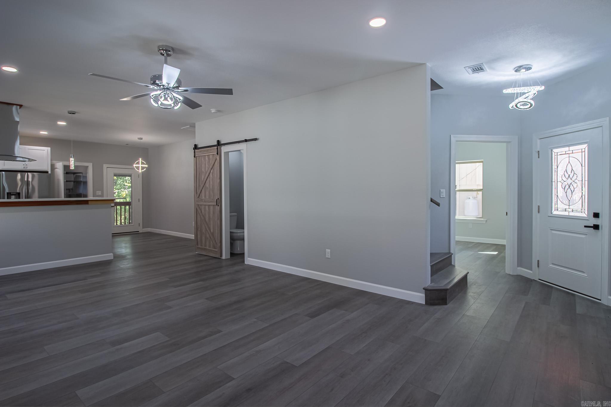 44 Alicante Road Property Photo 3