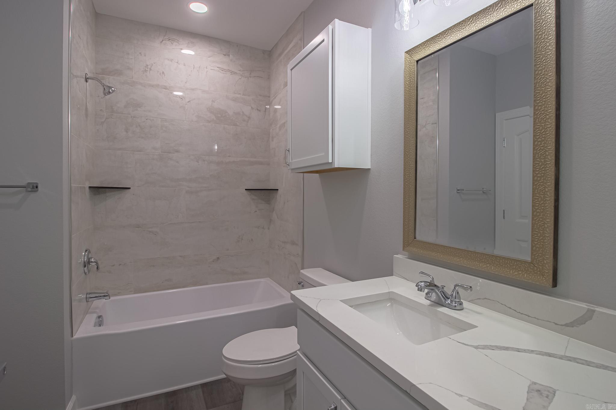 44 Alicante Road Property Photo 20