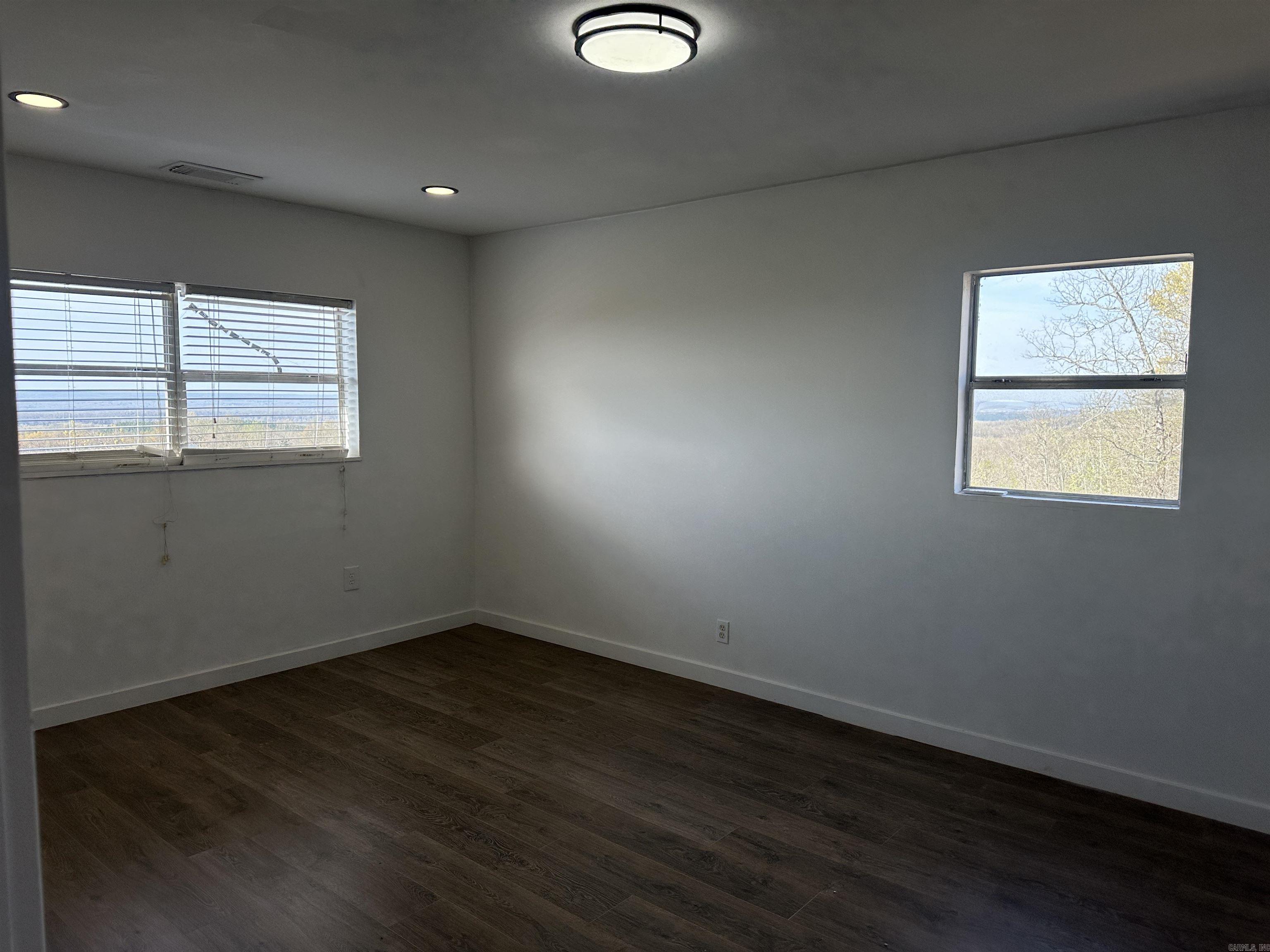 35 Moran Dr Property Photo 11