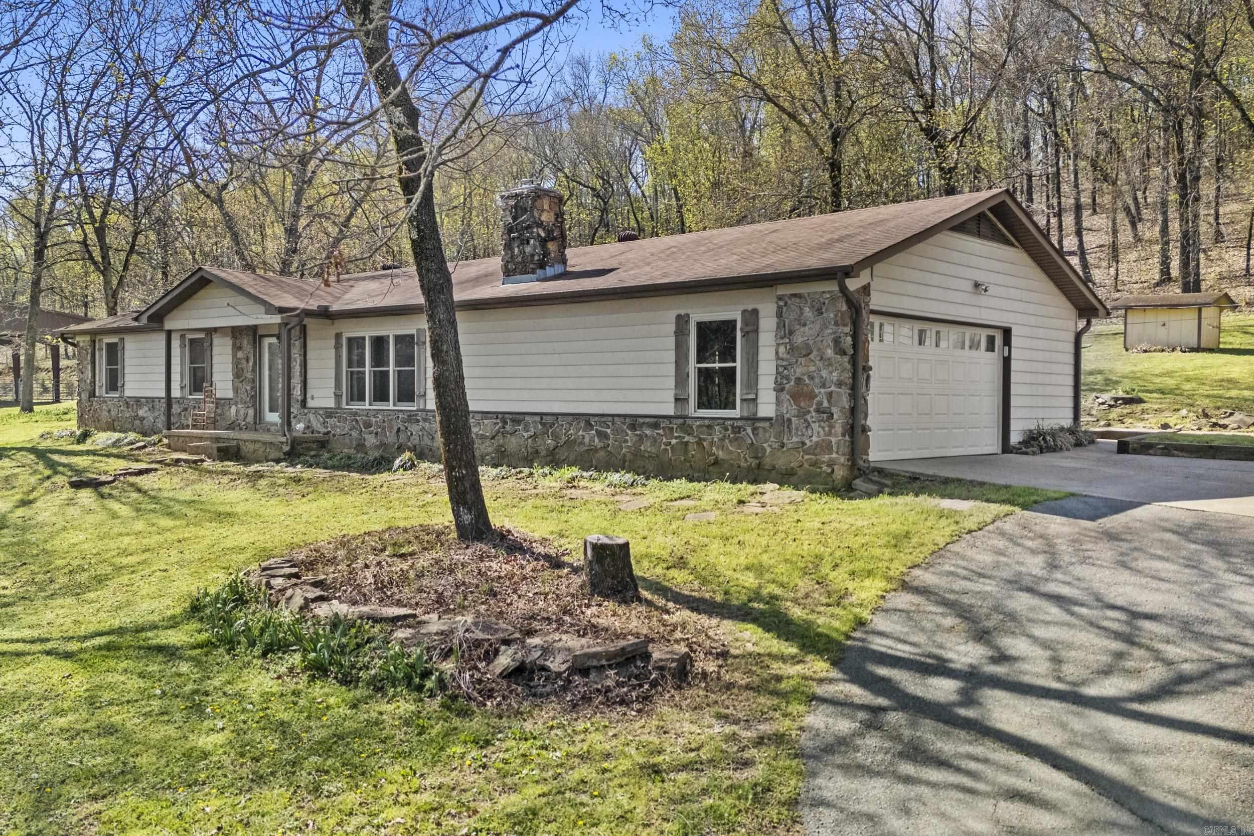 27721 Hwy. 107 Property Photo 2