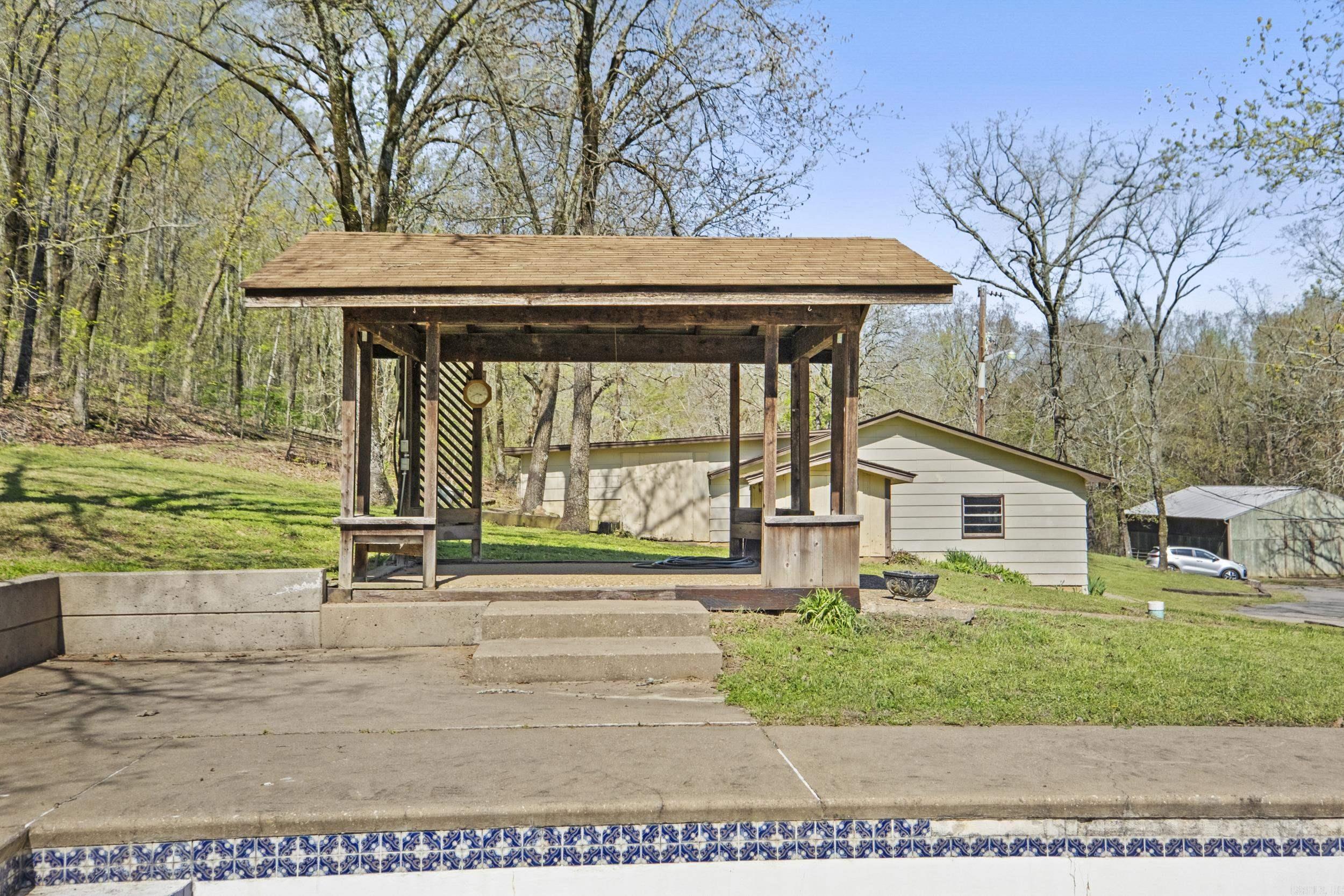 27721 Hwy. 107 Property Photo 31