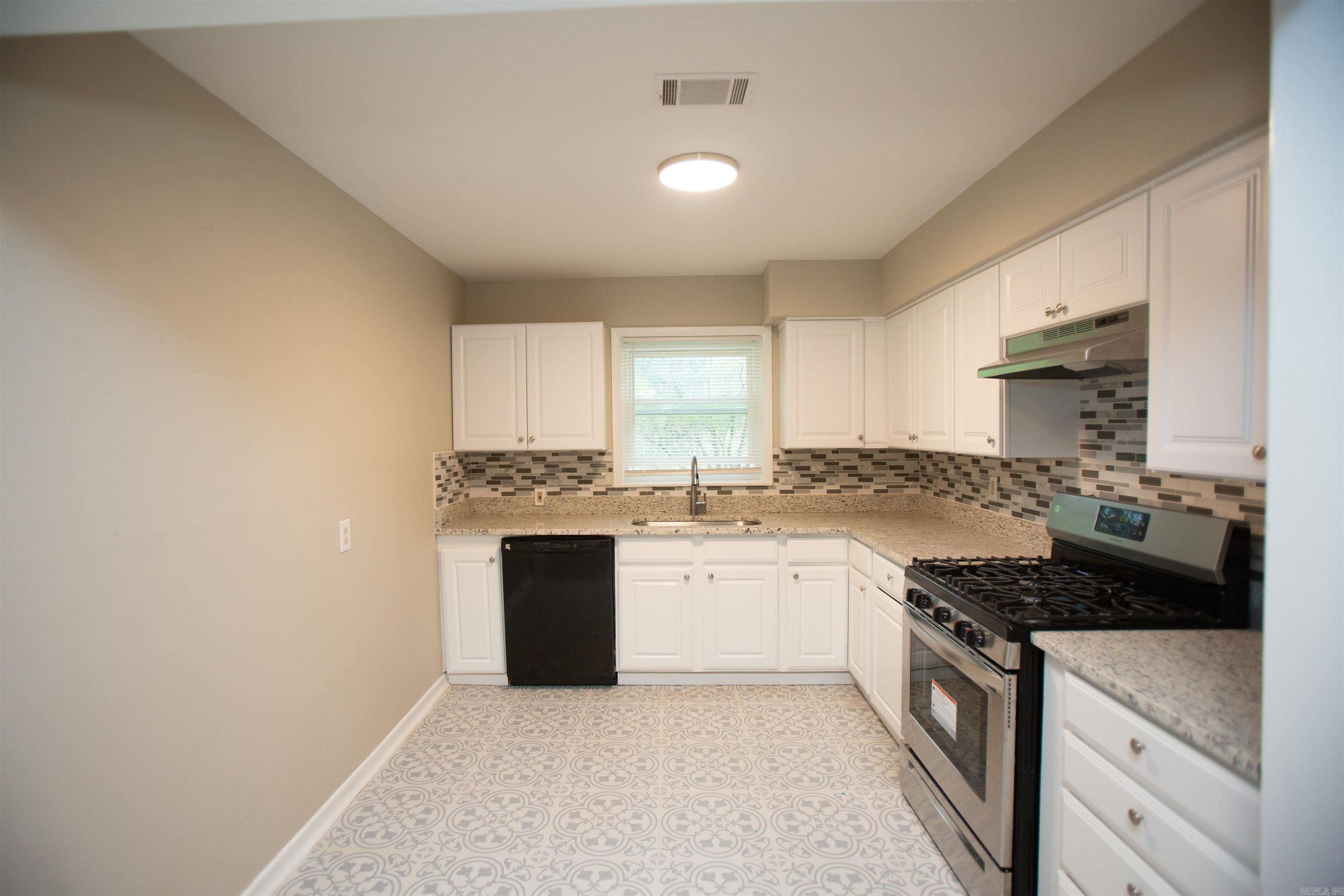 2308 Blackwood Road Property Photo 5