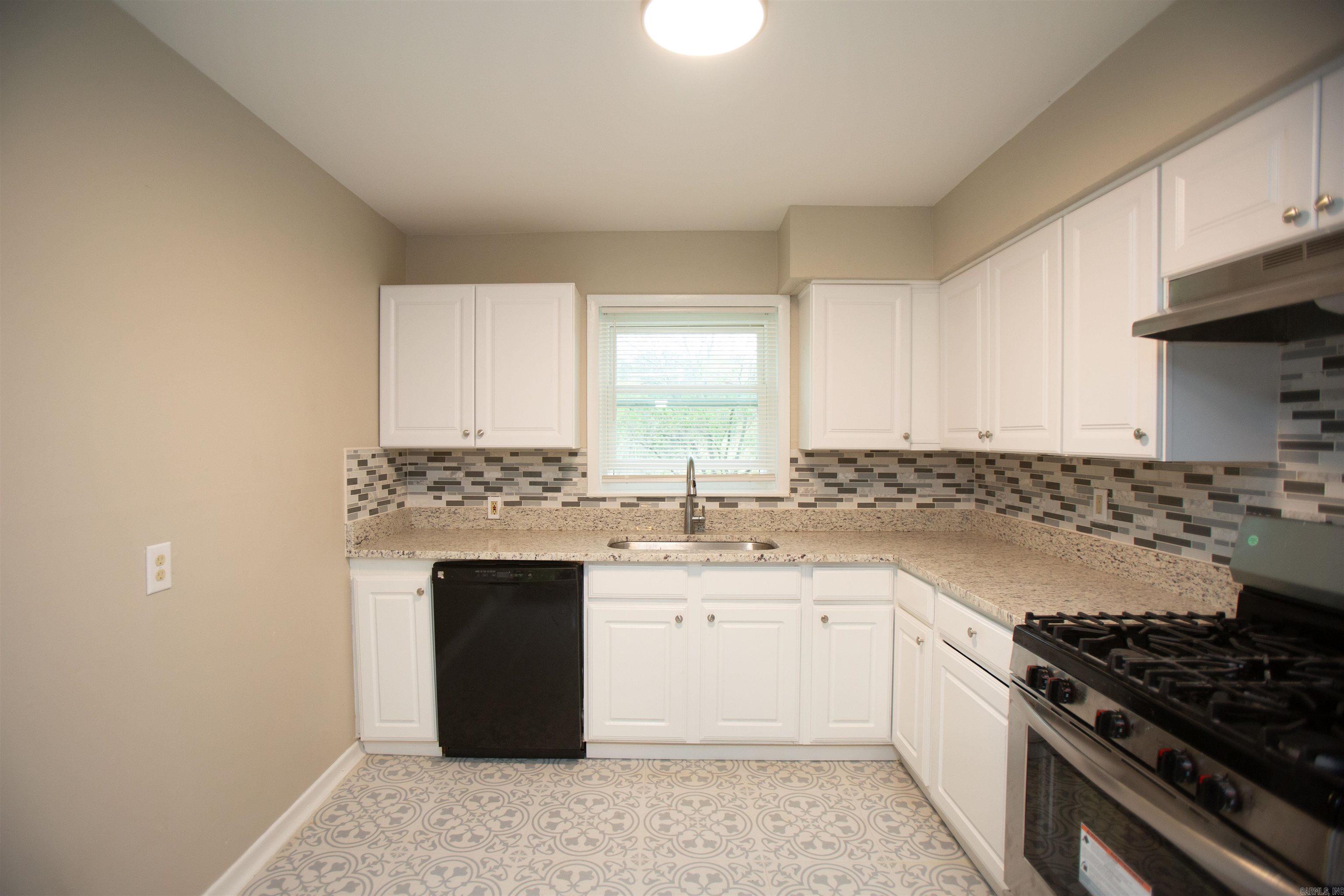 2308 Blackwood Road Property Photo 7