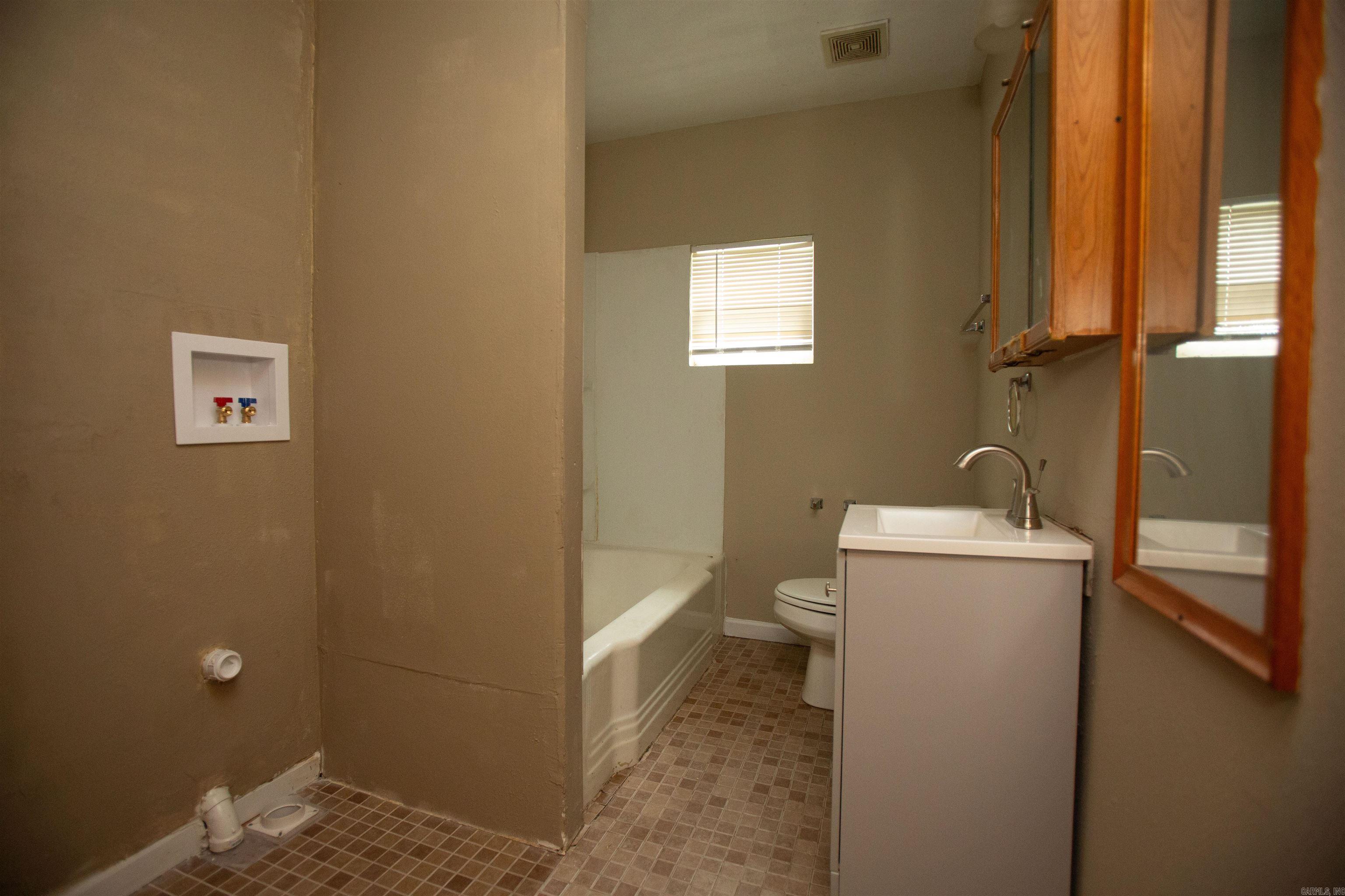 2308 Blackwood Road Property Photo 23