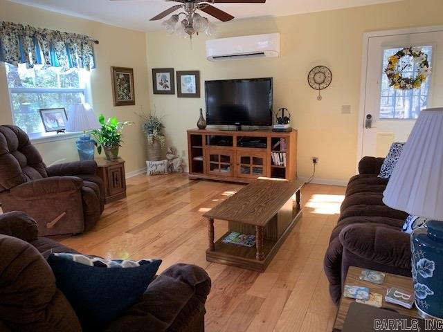 121 Neva Lane Property Photo 16