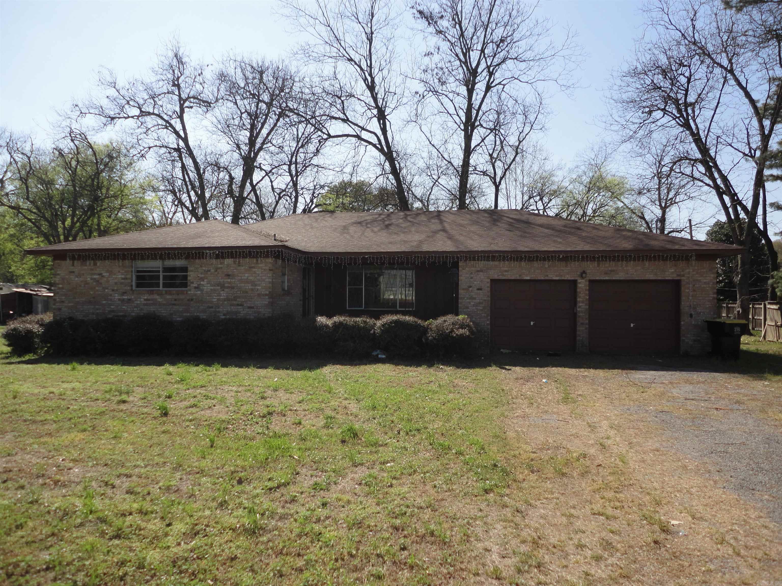 417 NE 4th Street Property Photo 1