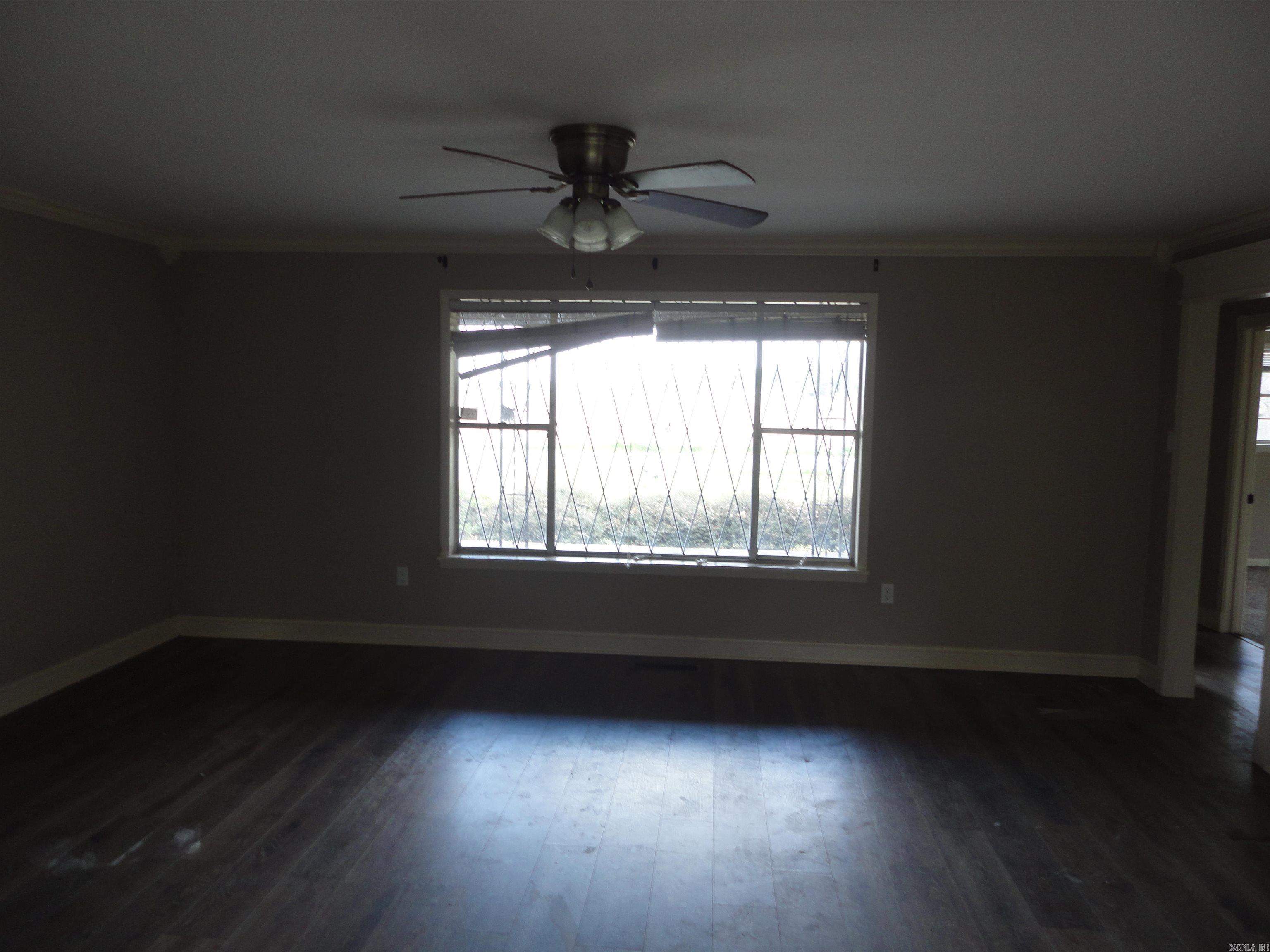 417 Ne 4th Street Property Photo 4