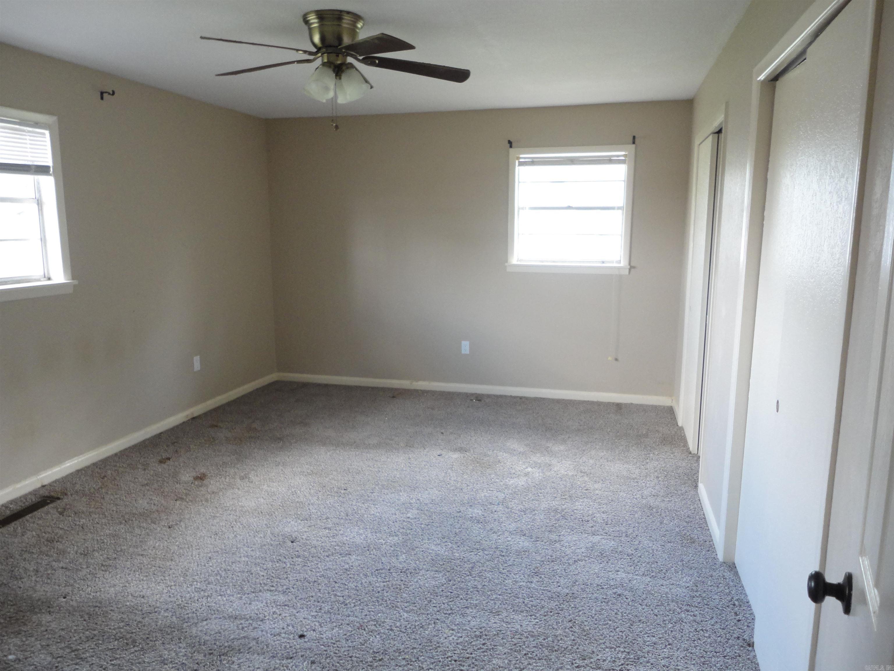 417 Ne 4th Street Property Photo 8