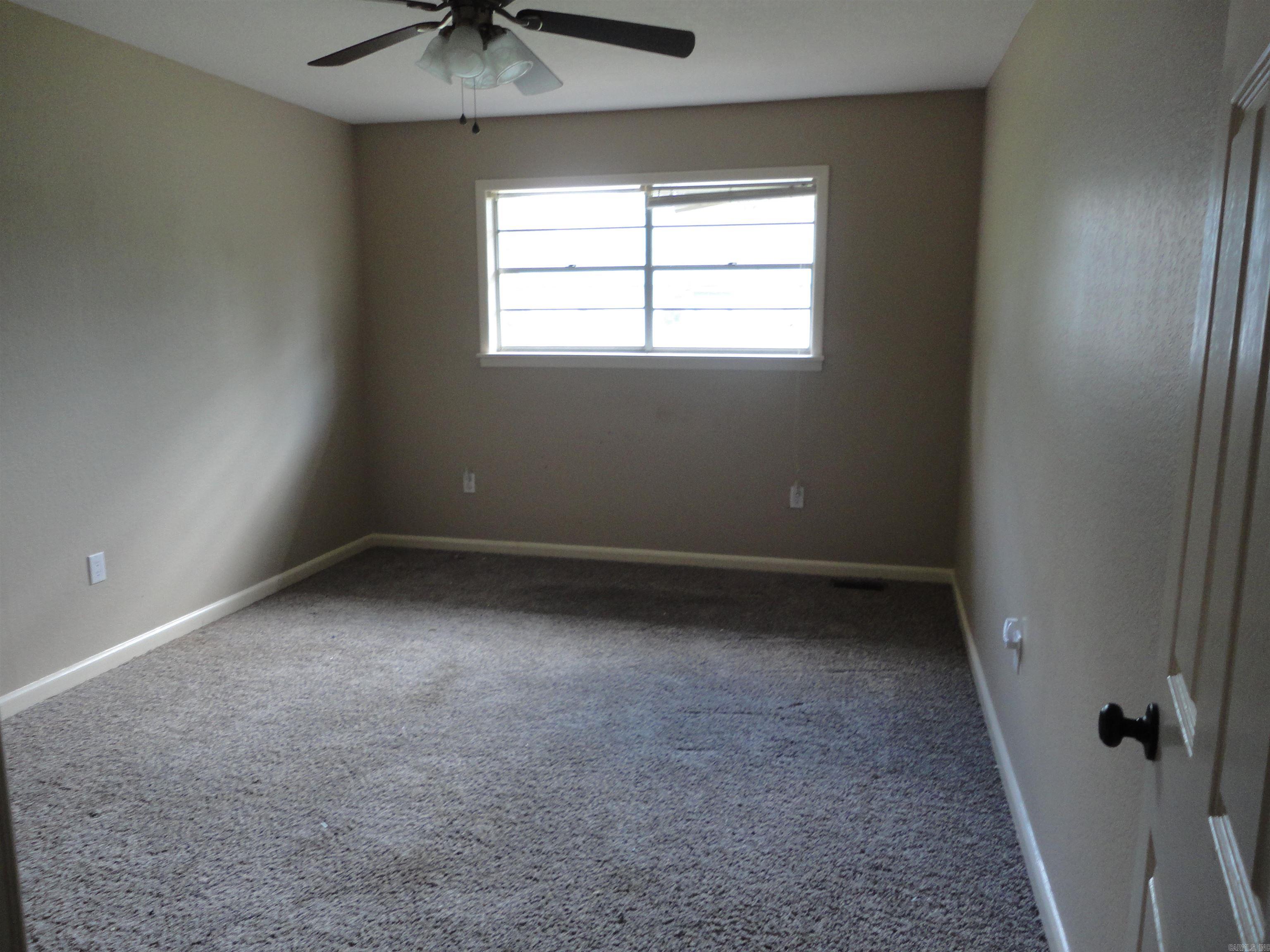 417 Ne 4th Street Property Photo 12