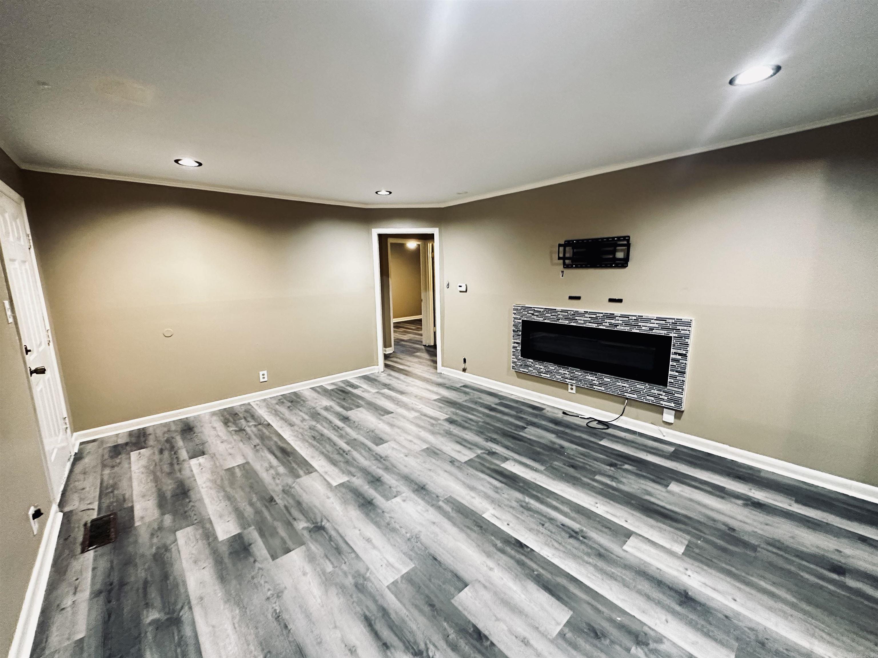 12 Woodcliff Circle Property Photo 3