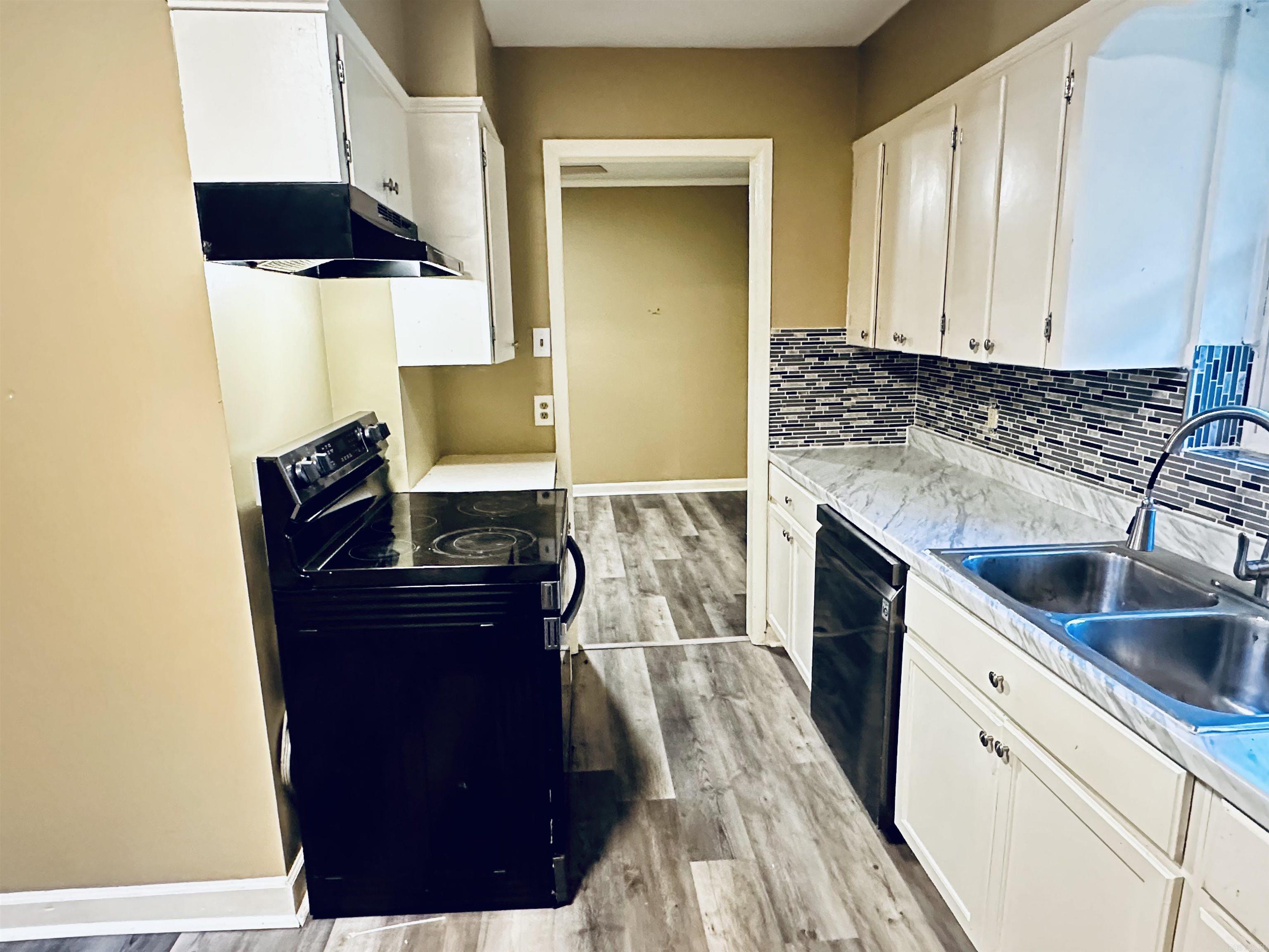 12 Woodcliff Circle Property Photo 8