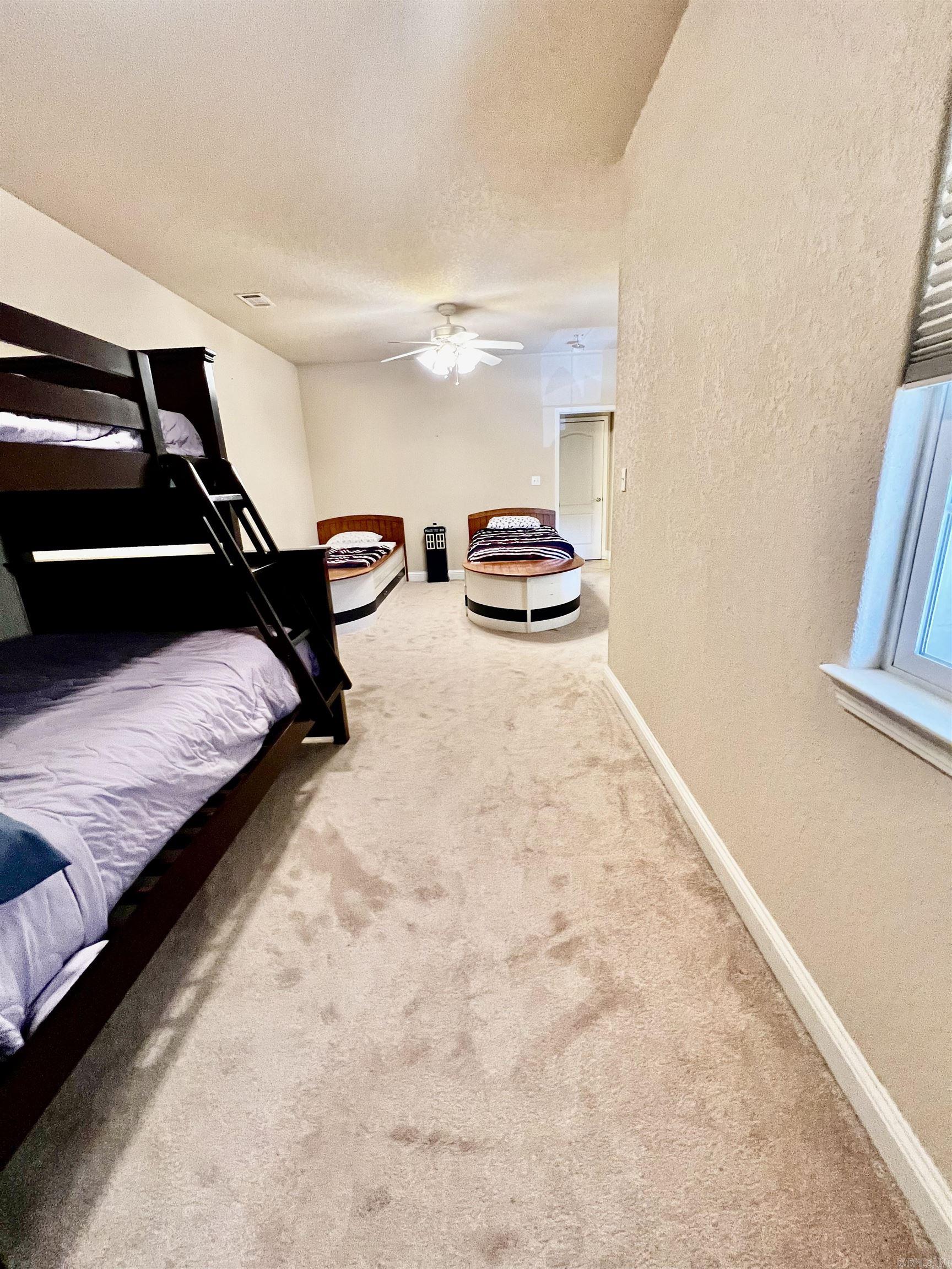 451 Lakeland Drive G4 Property Photo 18