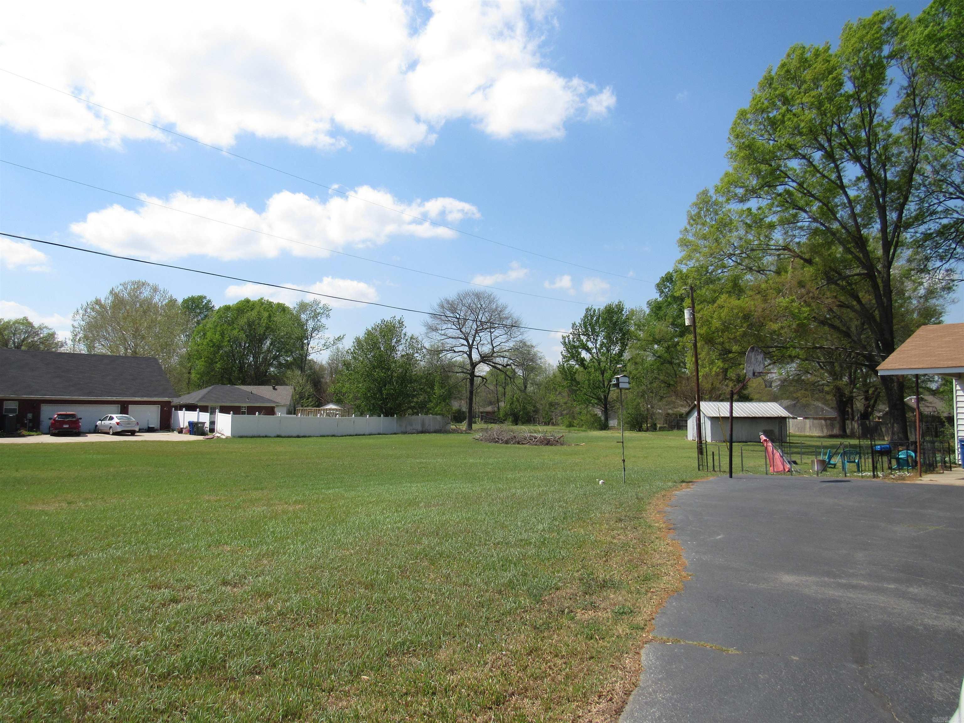 2690 Nutters Chapel Road Property Photo 3