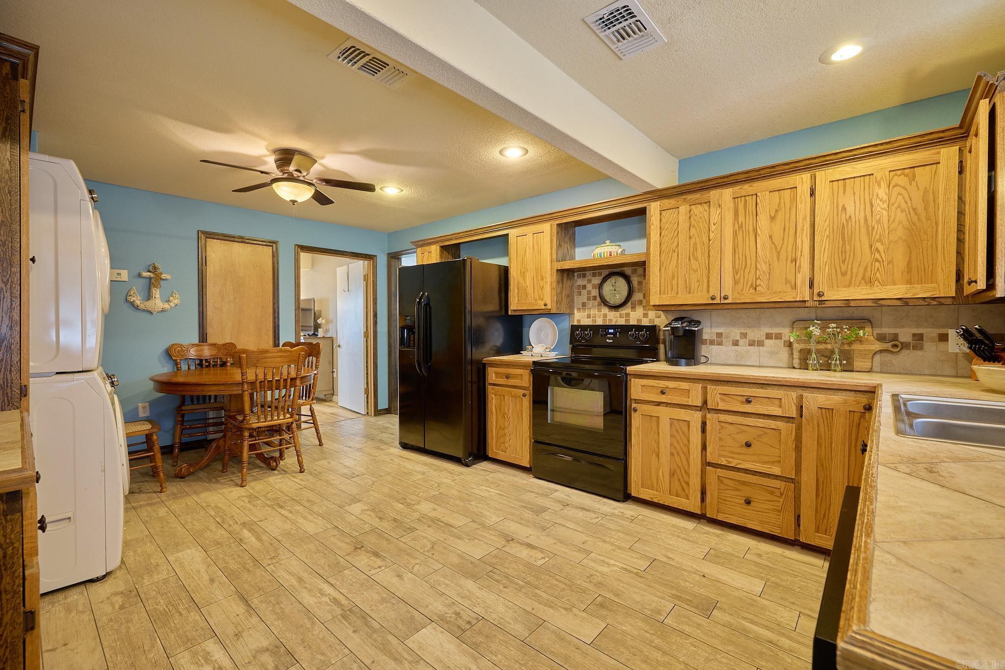 173 Barbary Road #434 Property Photo 7