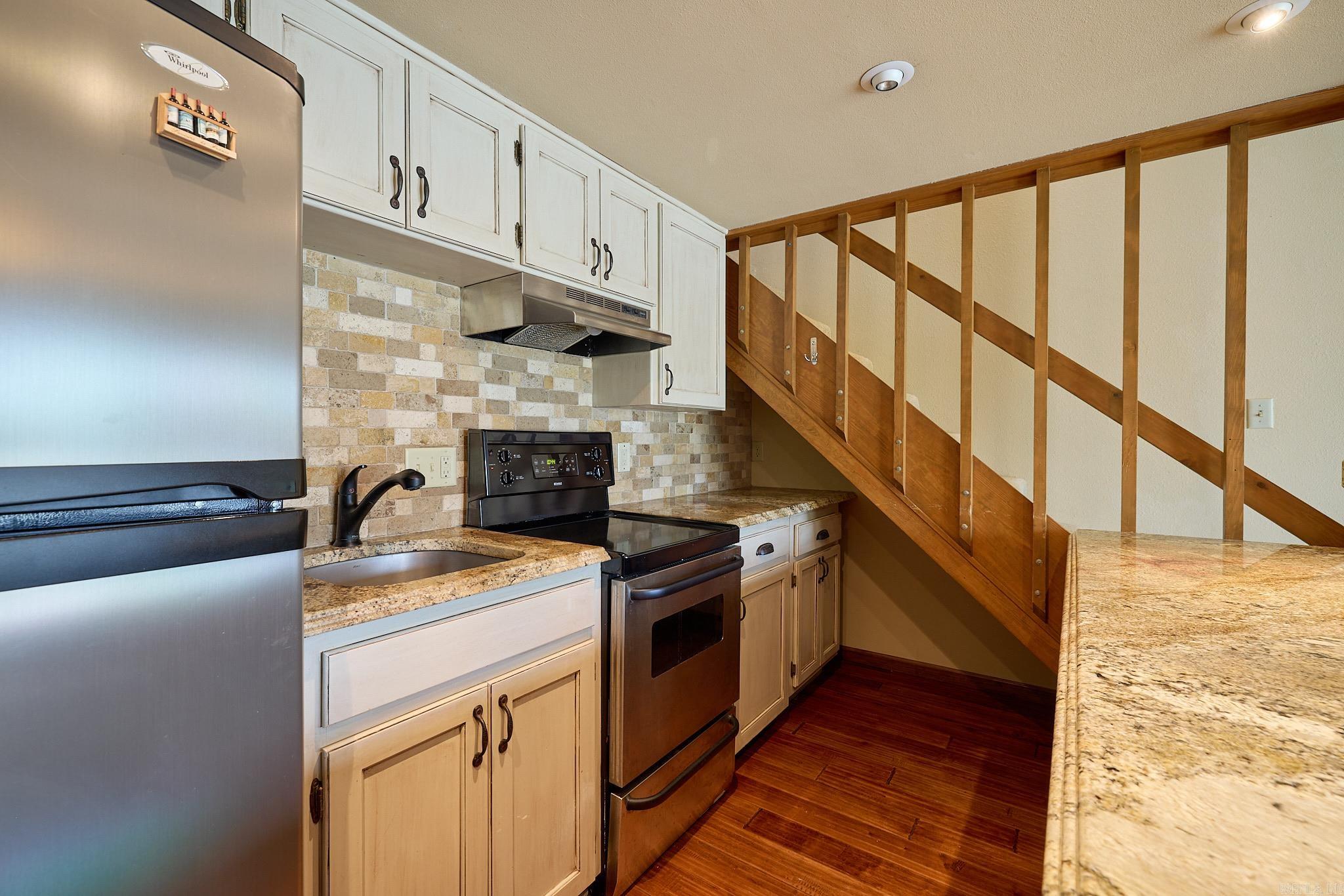 173 Barbary Road #434 Property Photo 29