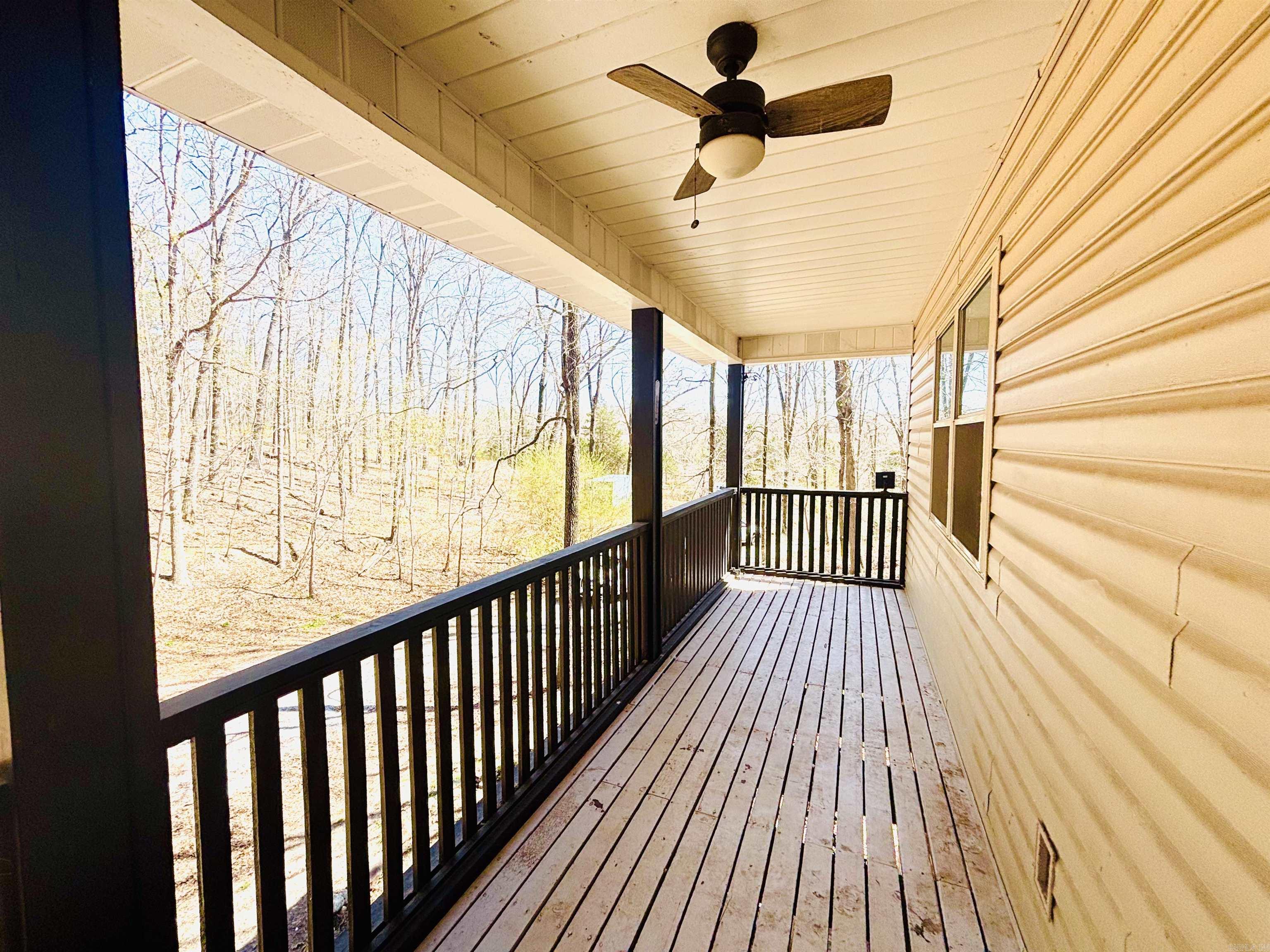 6683 Roasting Ear Road Property Photo 5