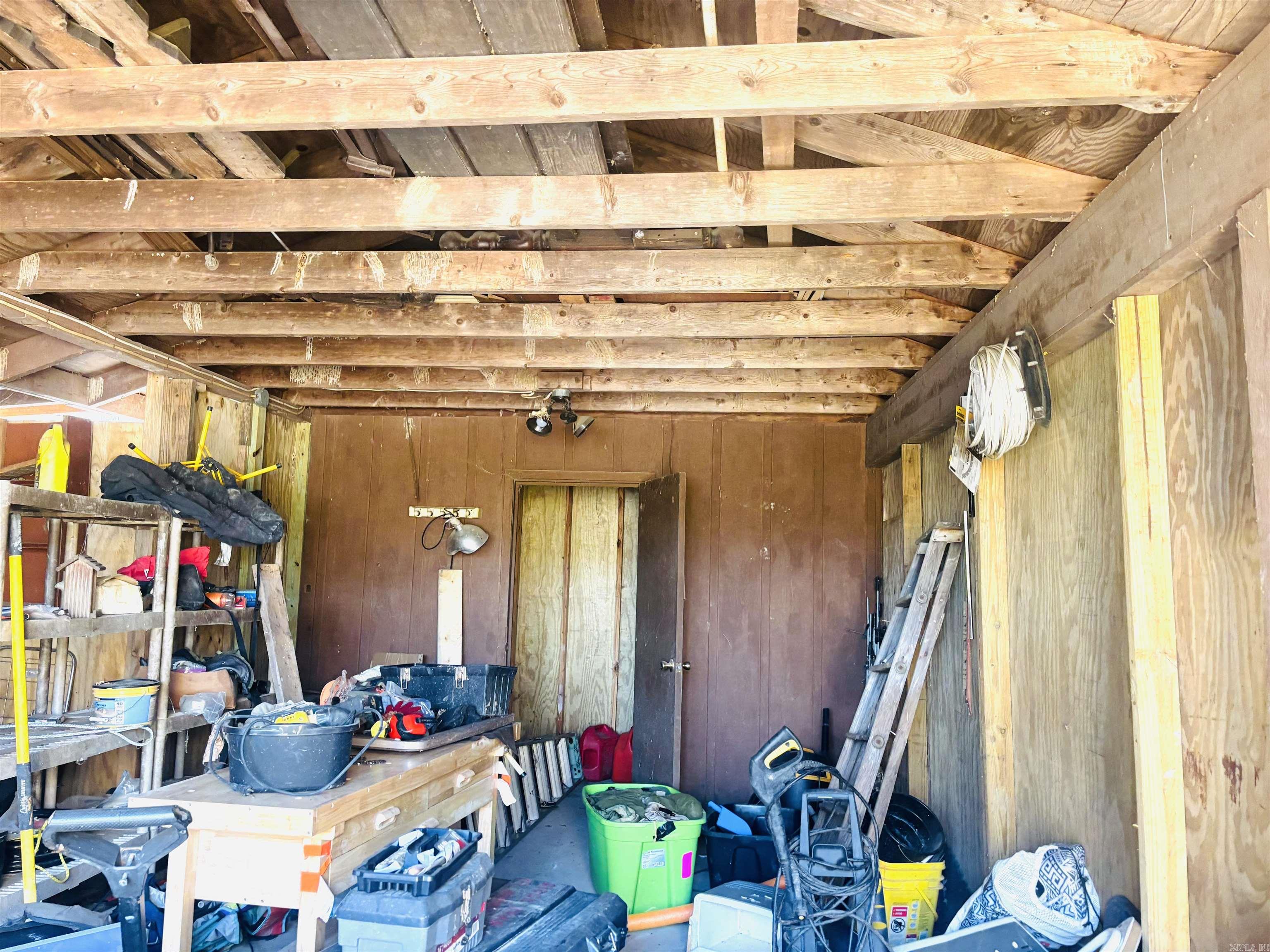 6683 Roasting Ear Road Property Photo 38
