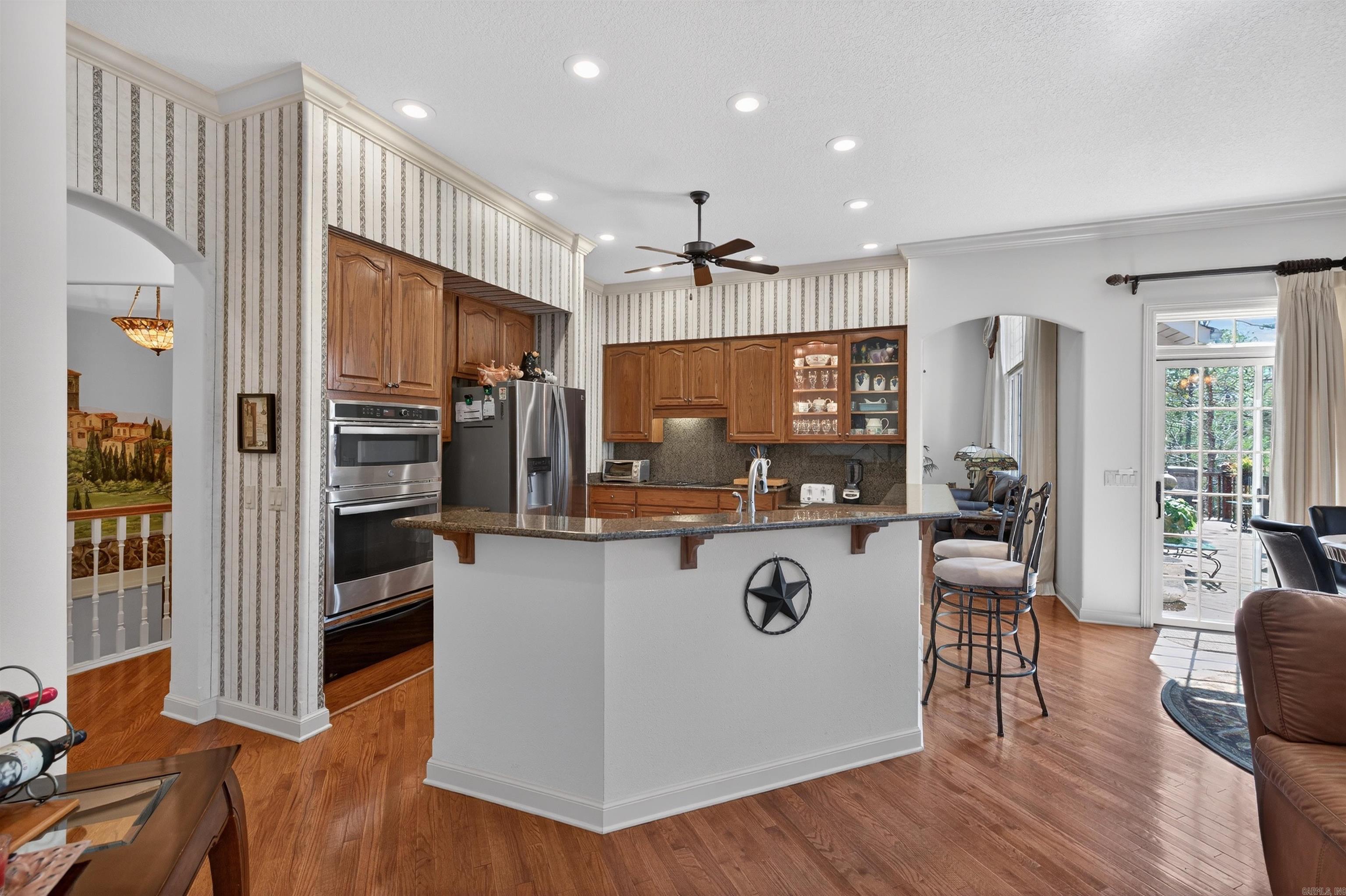 75 Loyola Drive Property Photo 3