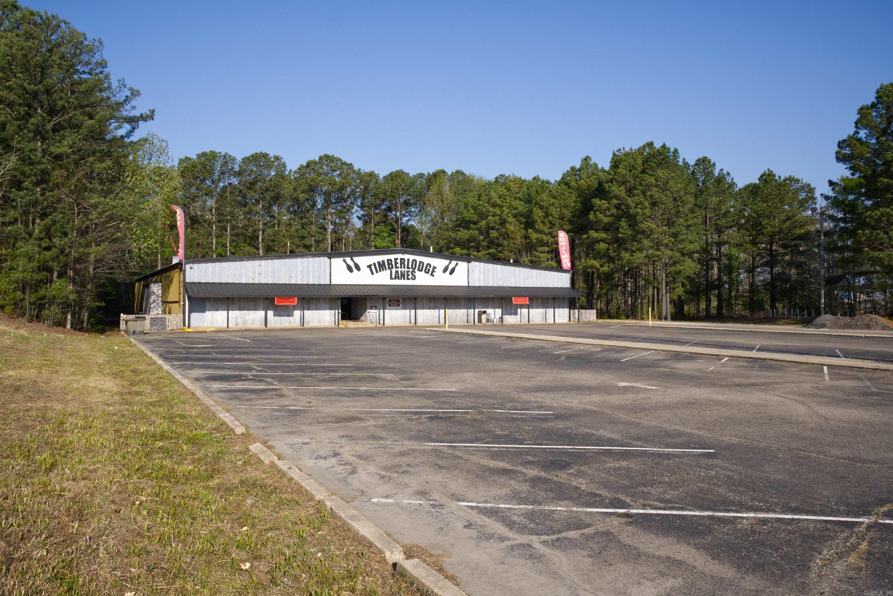 267 Highway 425 Property Photo 2