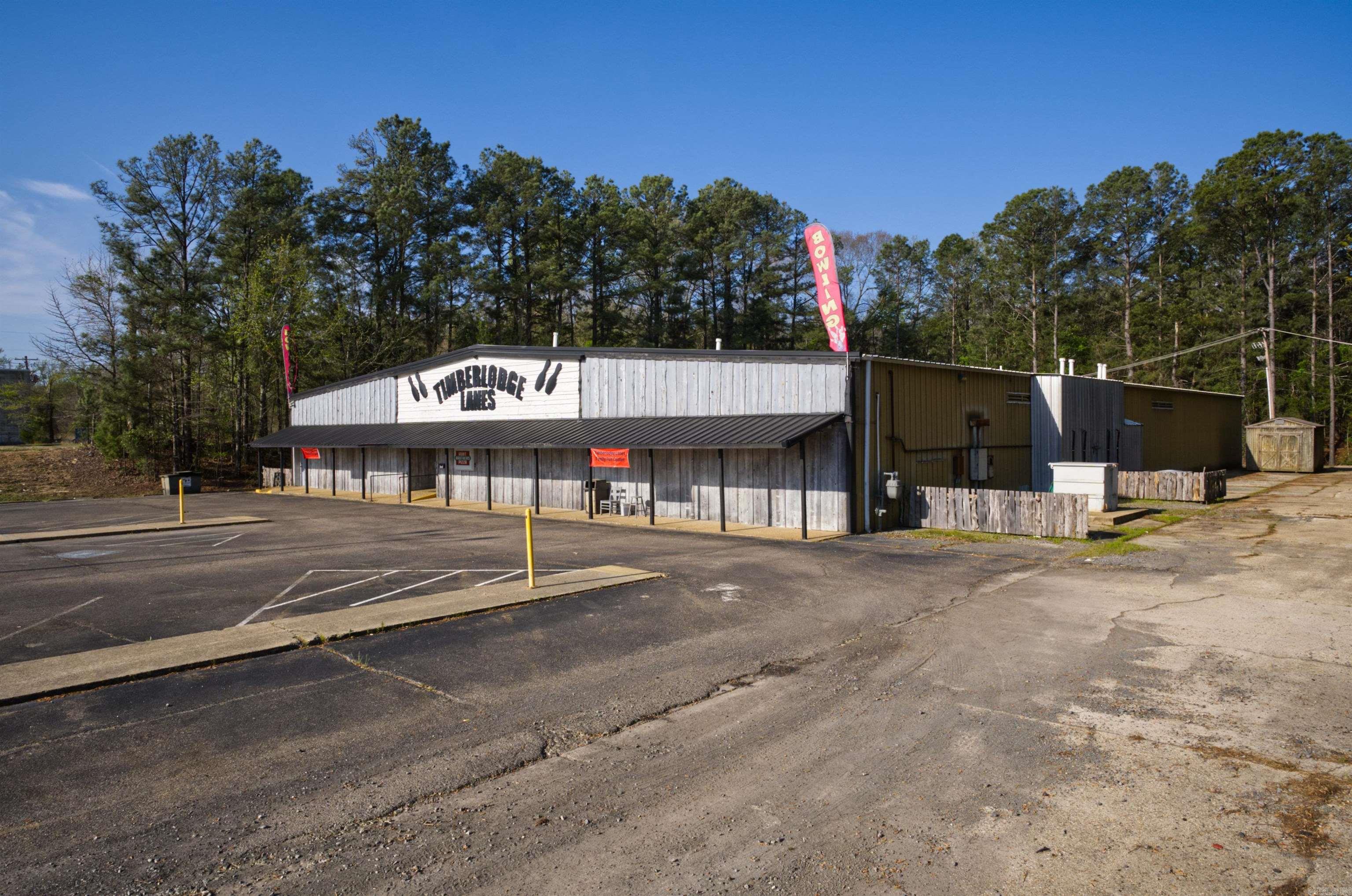 267 Highway 425 Property Photo 3