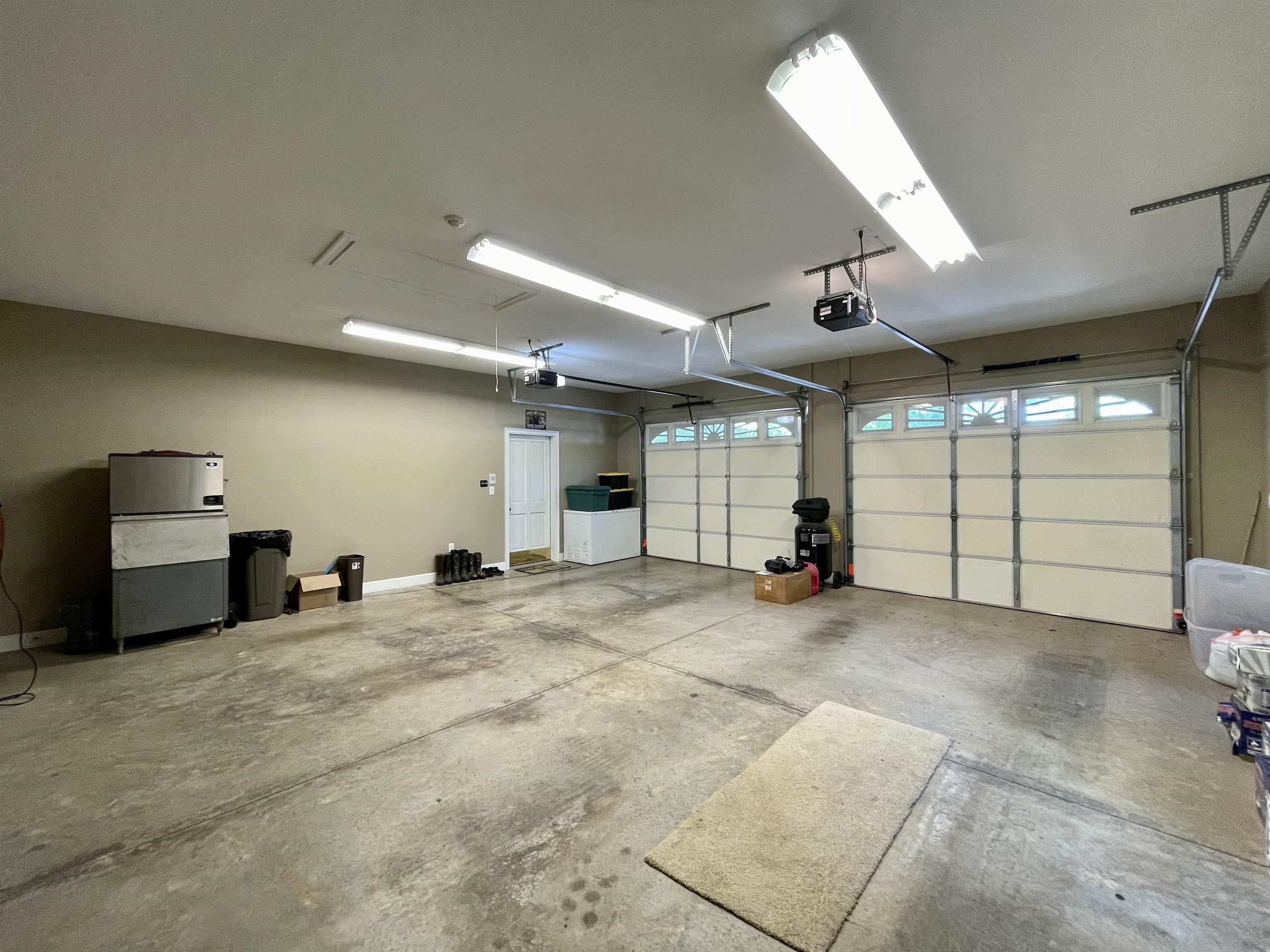 157 N Spring Street Property Photo 44