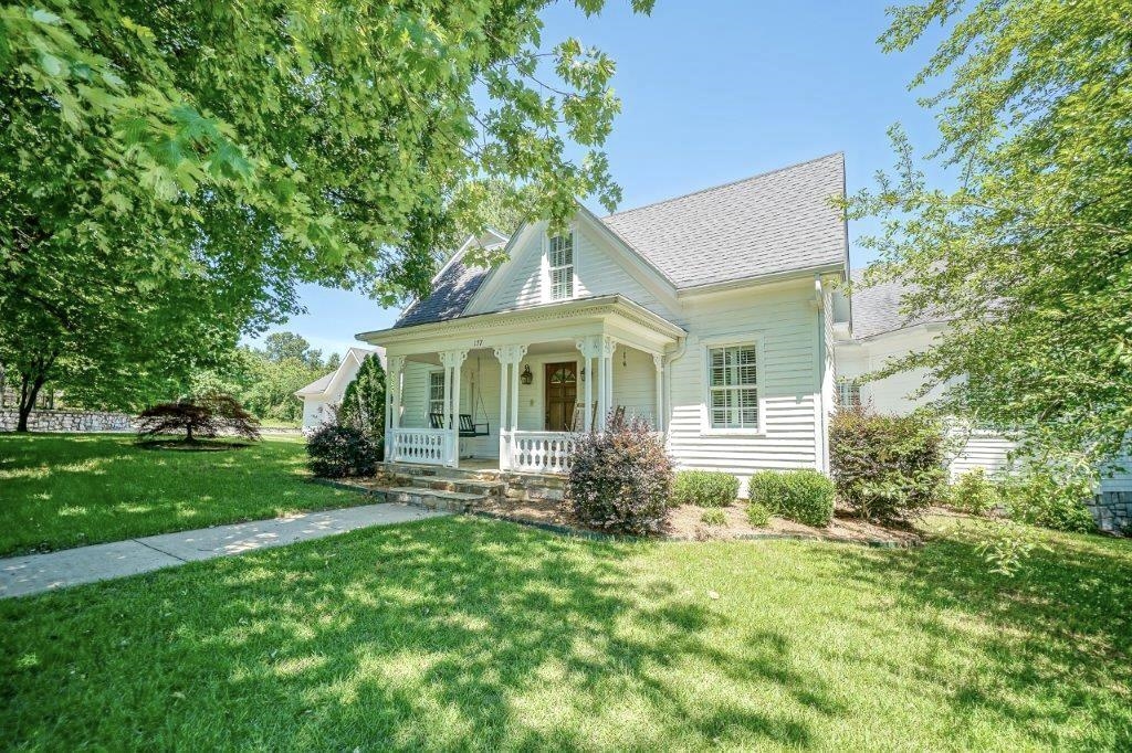 157 N Spring Street Property Photo 45