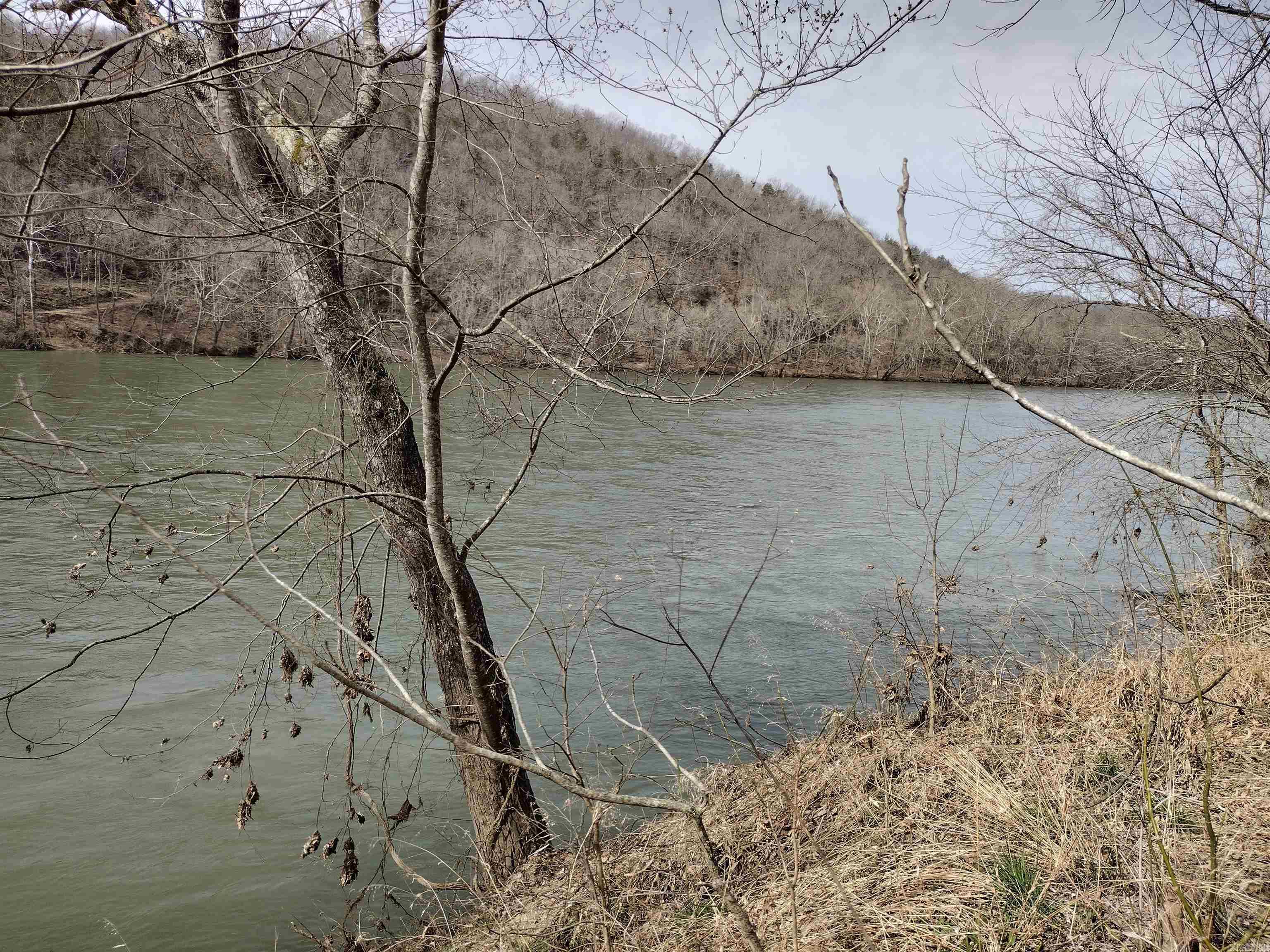 000 South Riverview Property Photo 1