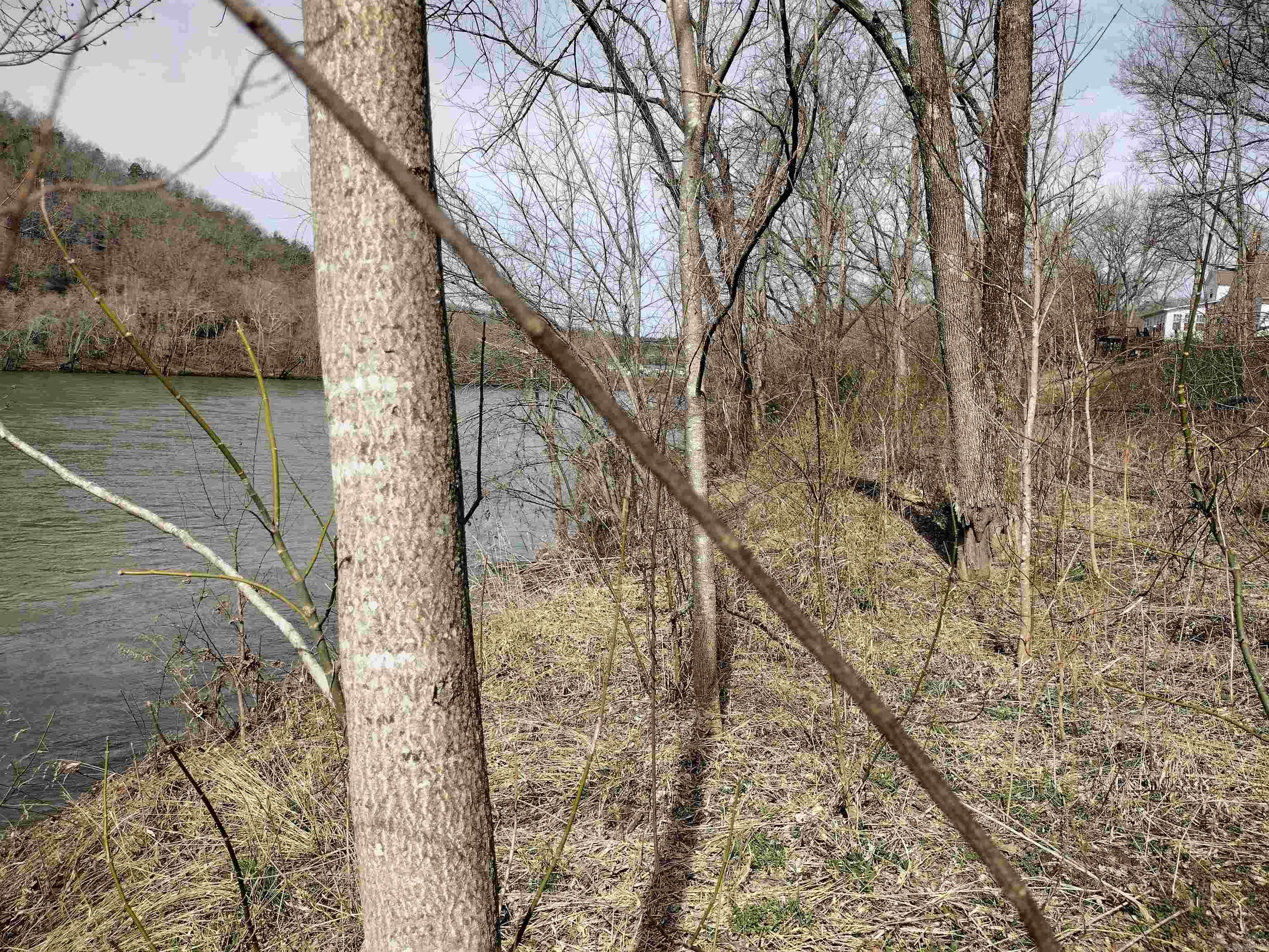 000 South Riverview Property Photo 15