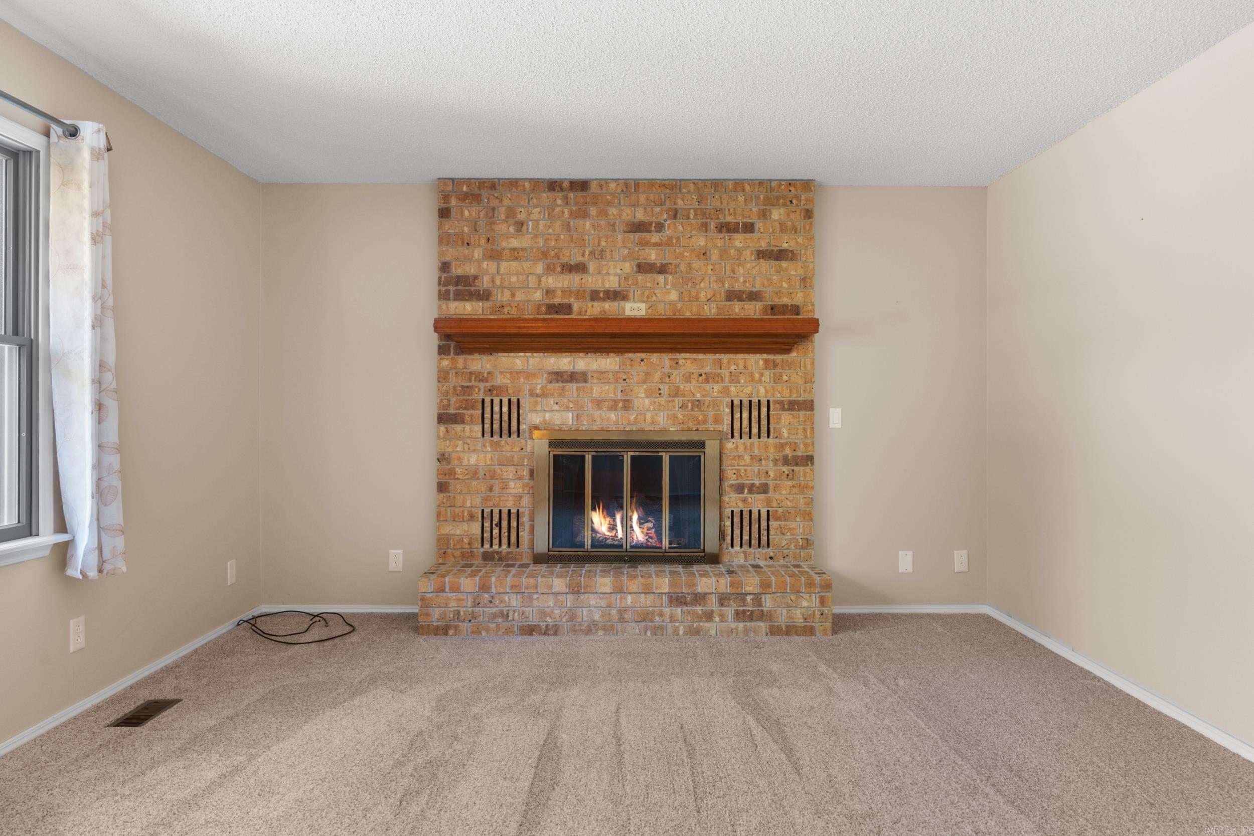 1515 Pine Tree Lane Property Photo 8