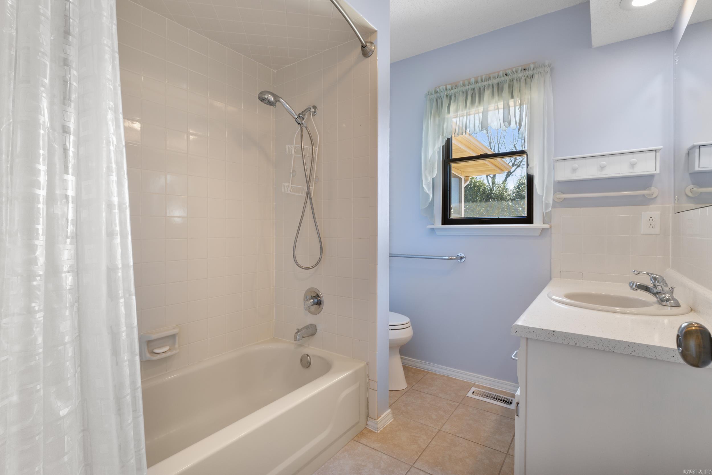 1515 Pine Tree Lane Property Photo 21