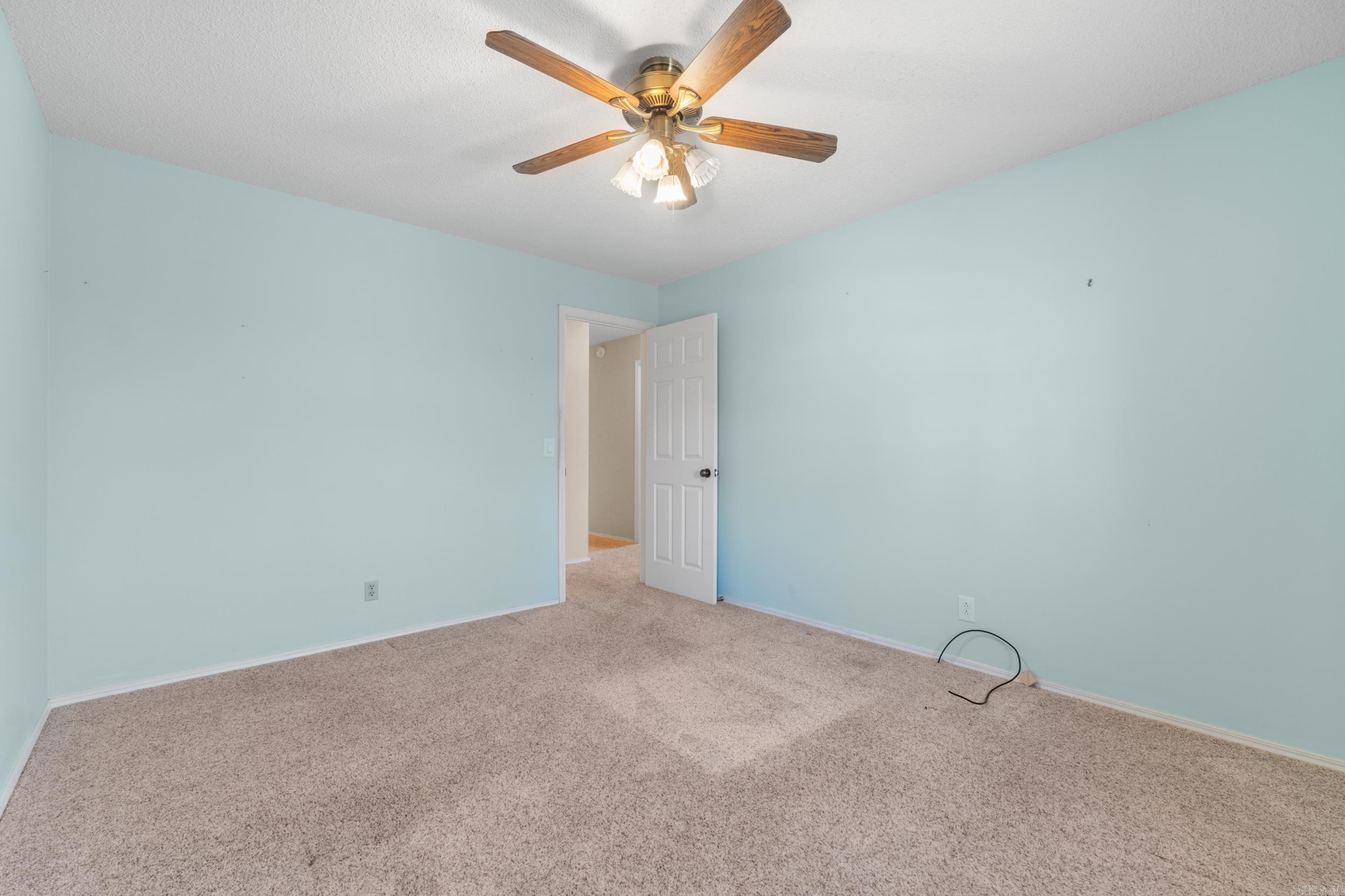 1515 Pine Tree Lane Property Photo 25