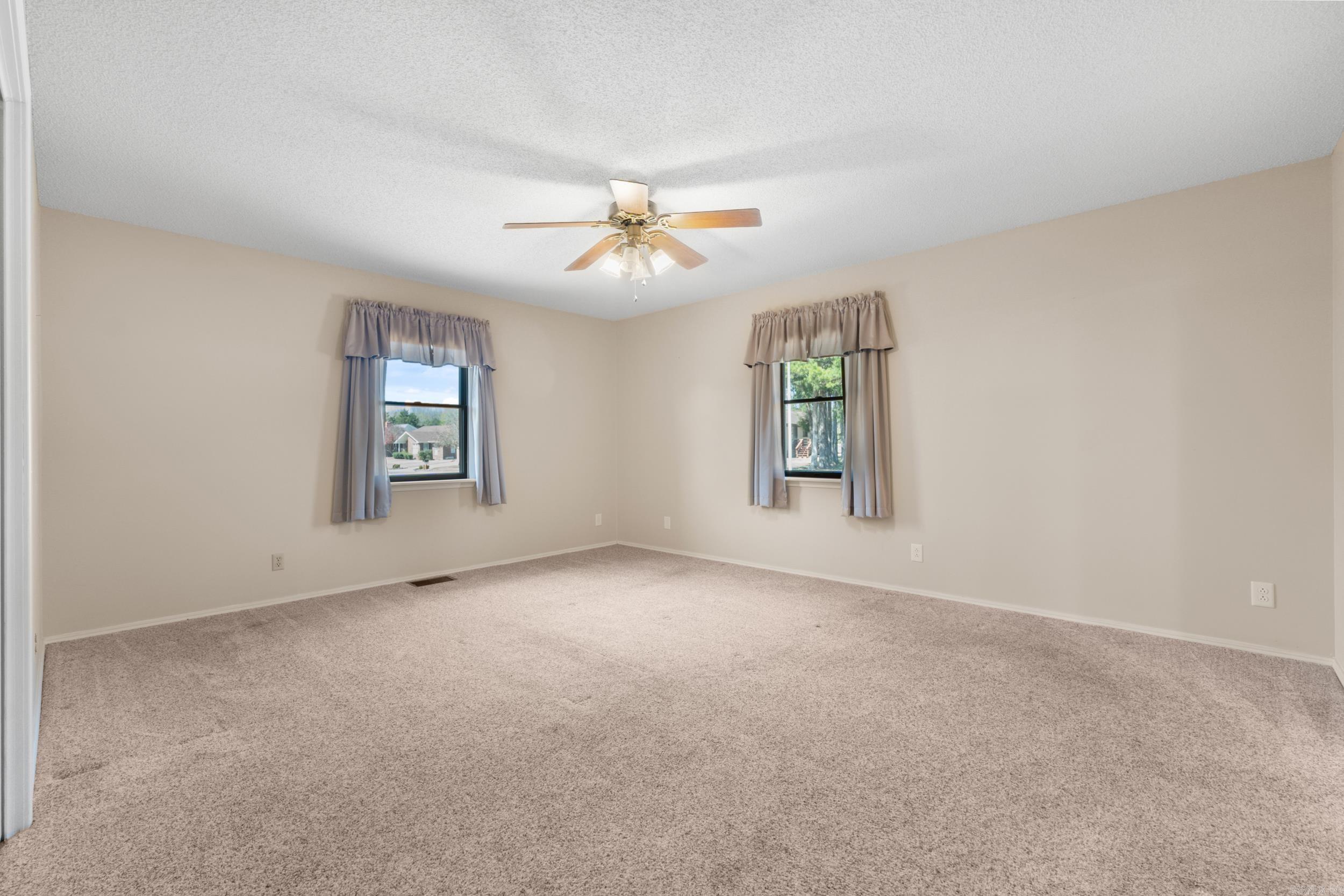 1515 Pine Tree Lane Property Photo 27