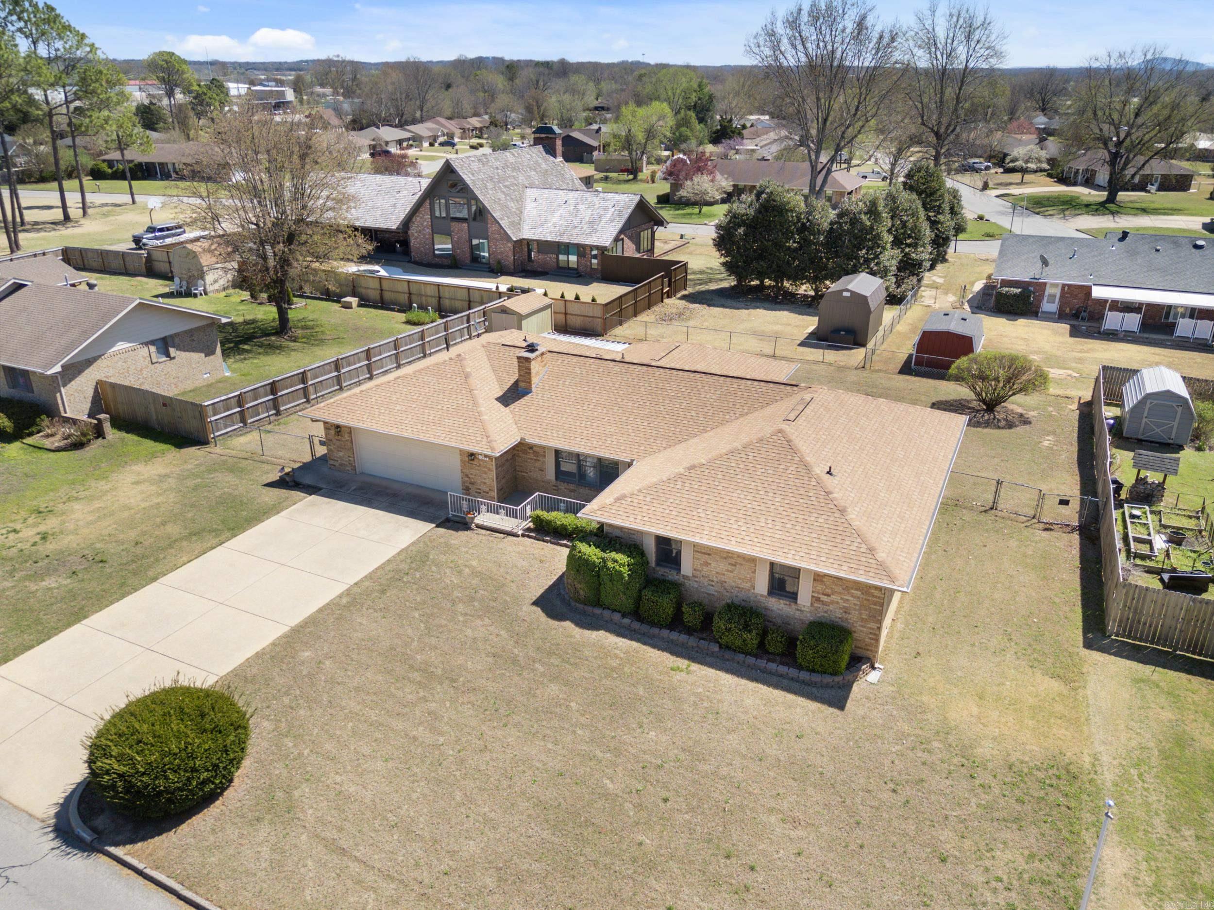1515 Pine Tree Lane Property Photo 42