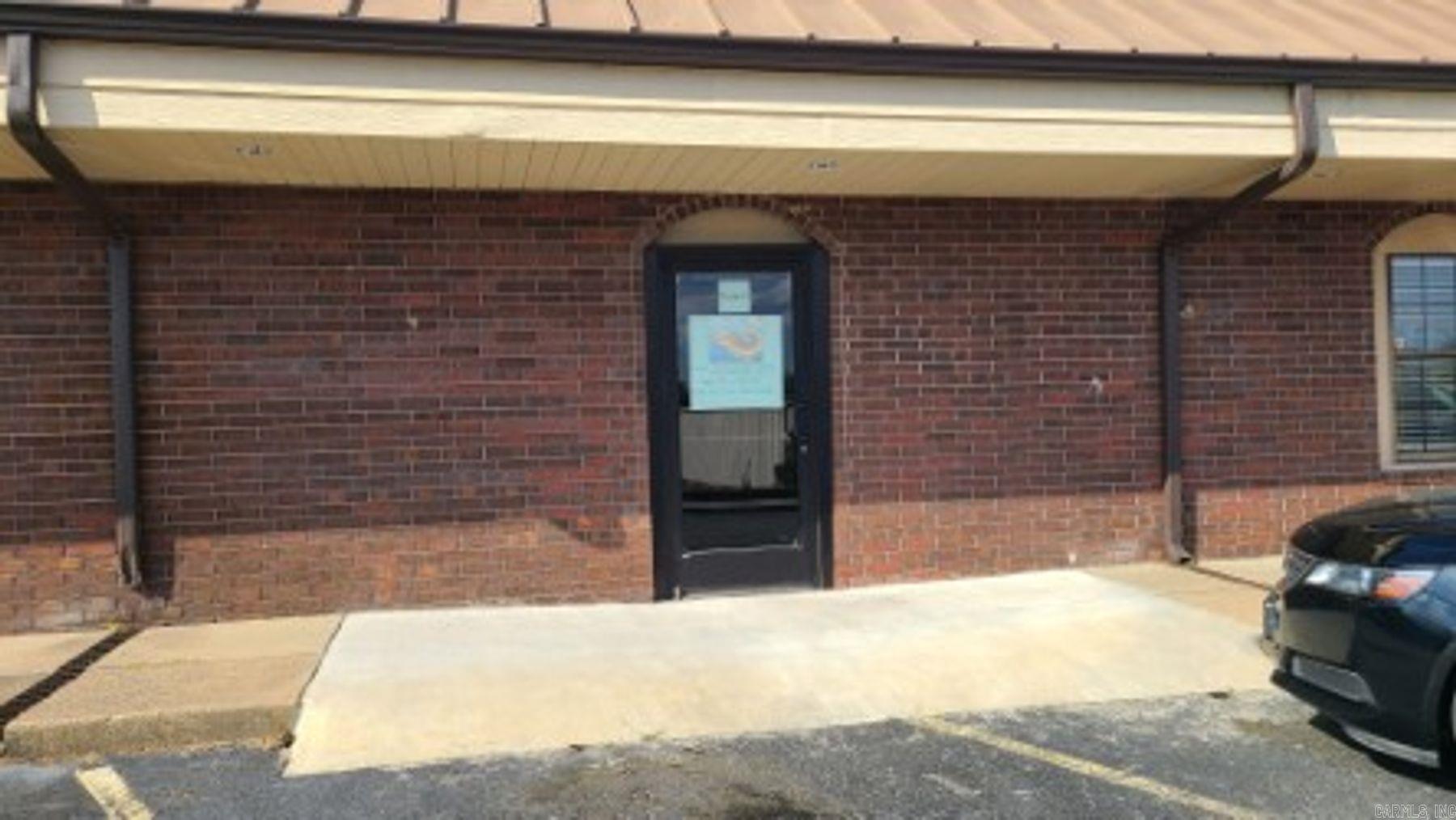 1820 Central Avenue, Suite E Property Photo 3