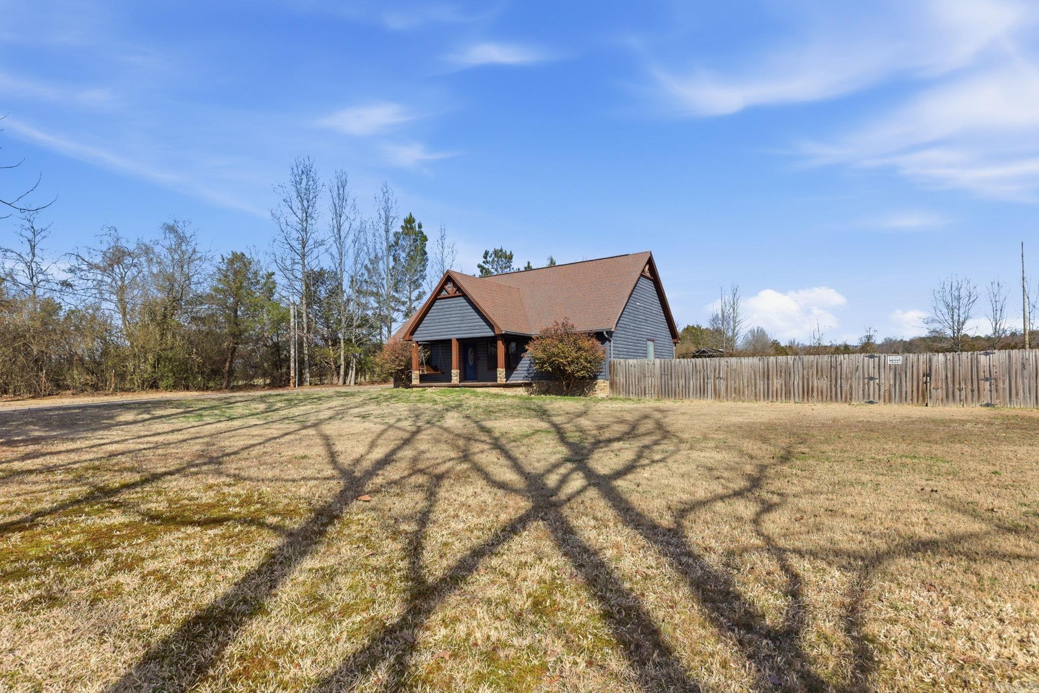 14 4th Street Property Photo 4