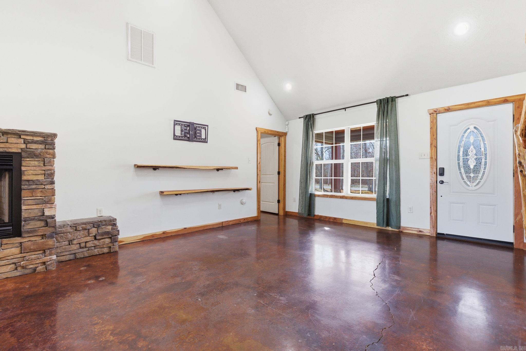 14 4th Street Property Photo 15